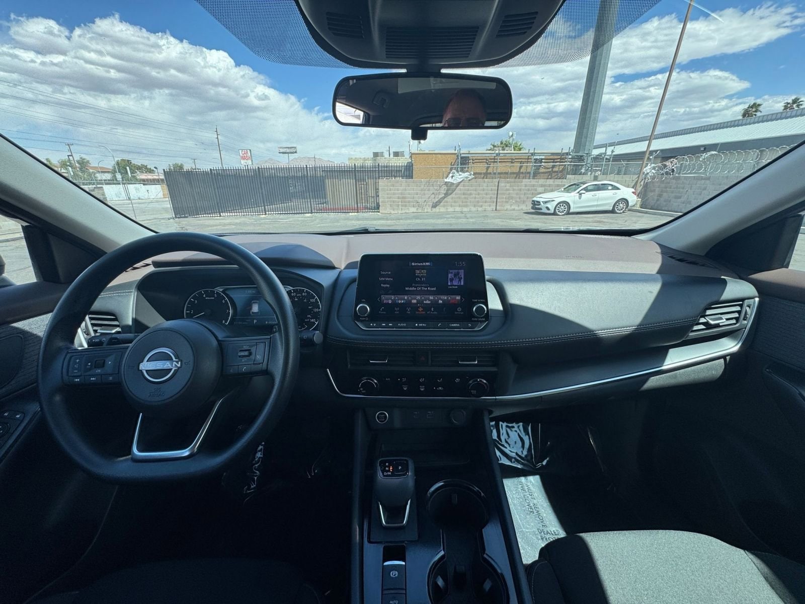 Thumbnail: 2023 Nissan Rogue - 32