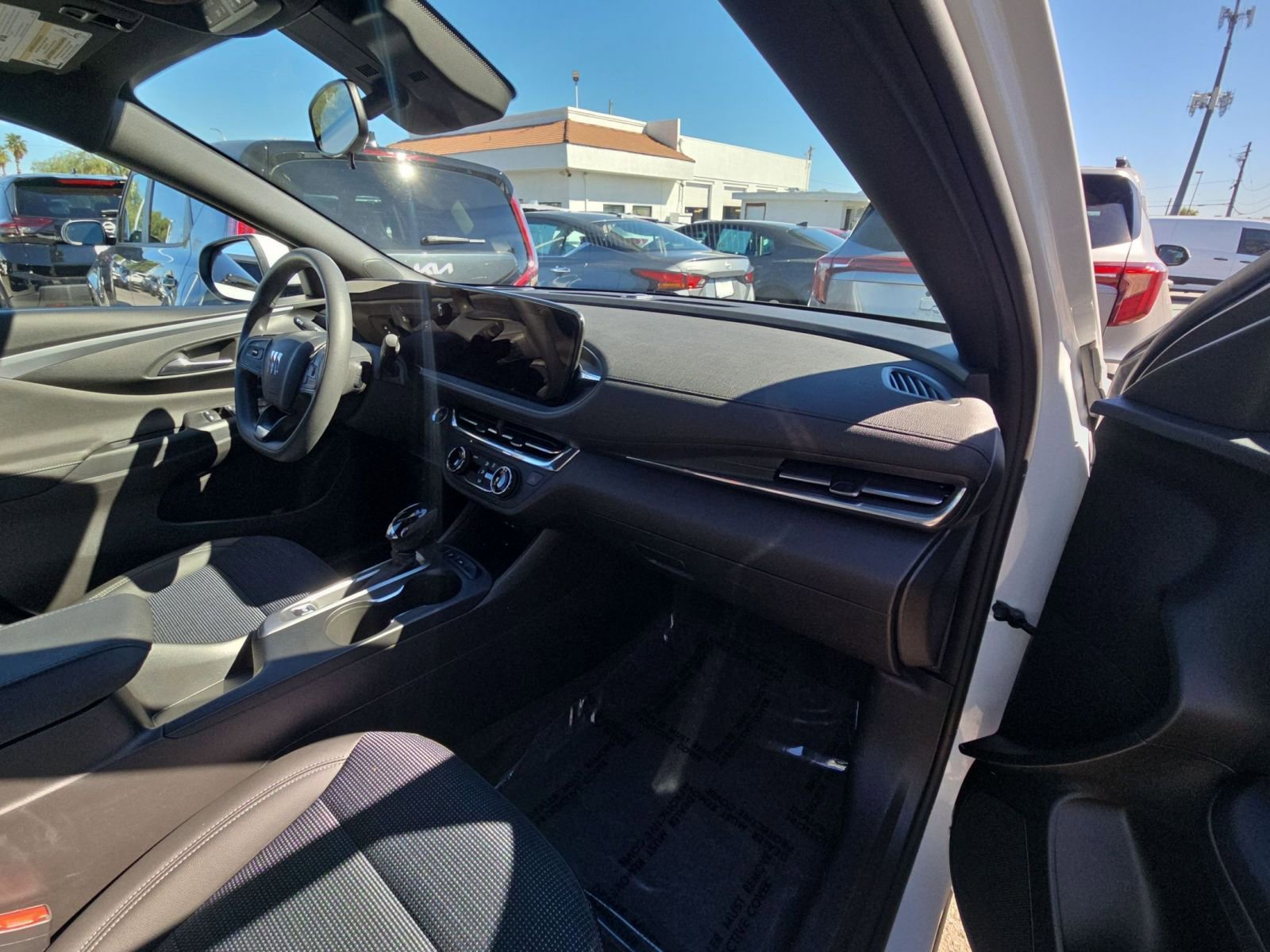 Thumbnail: 2025 Buick Envista - 17