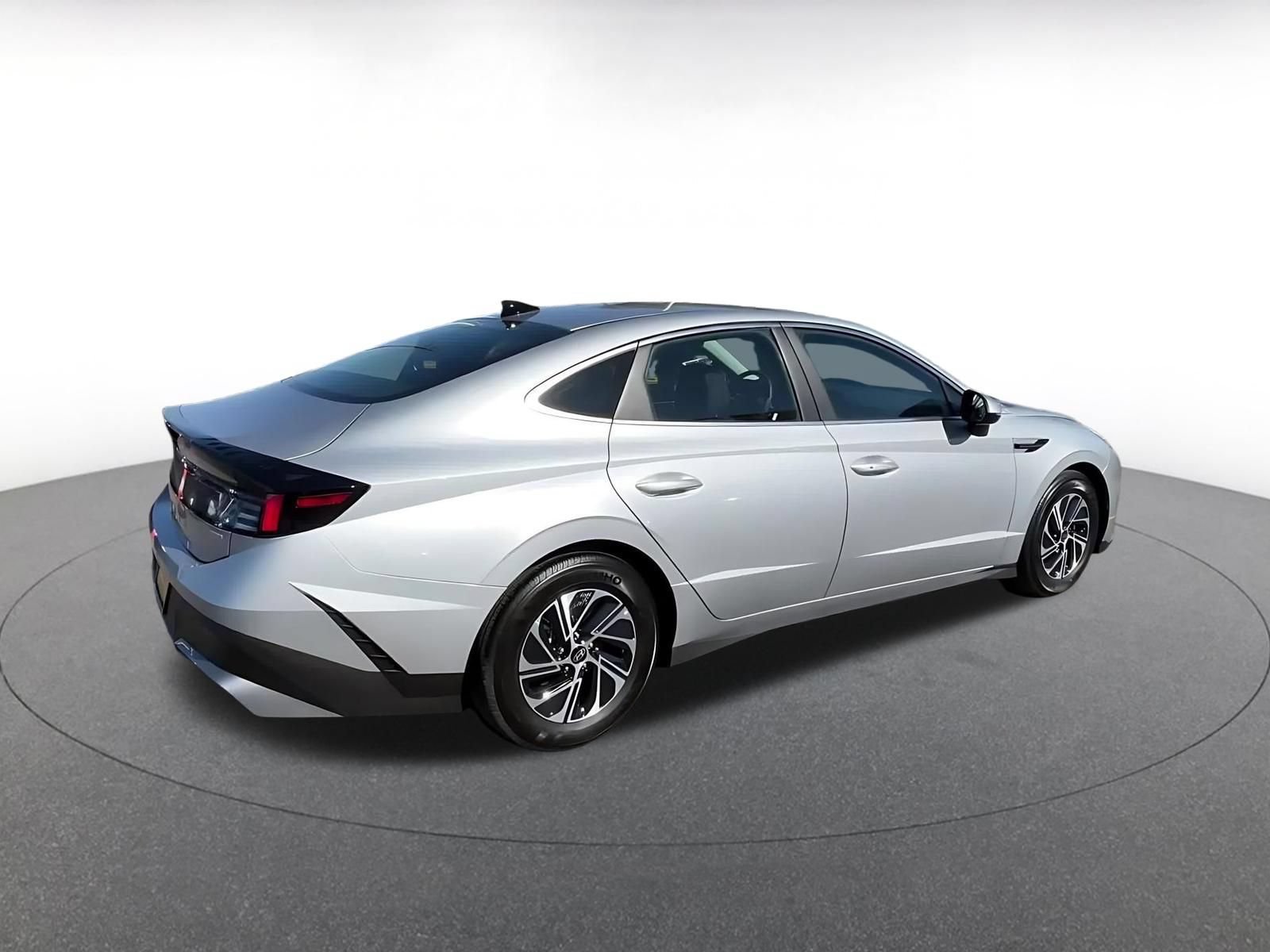 Thumbnail: 2026 Hyundai Sonata - 15