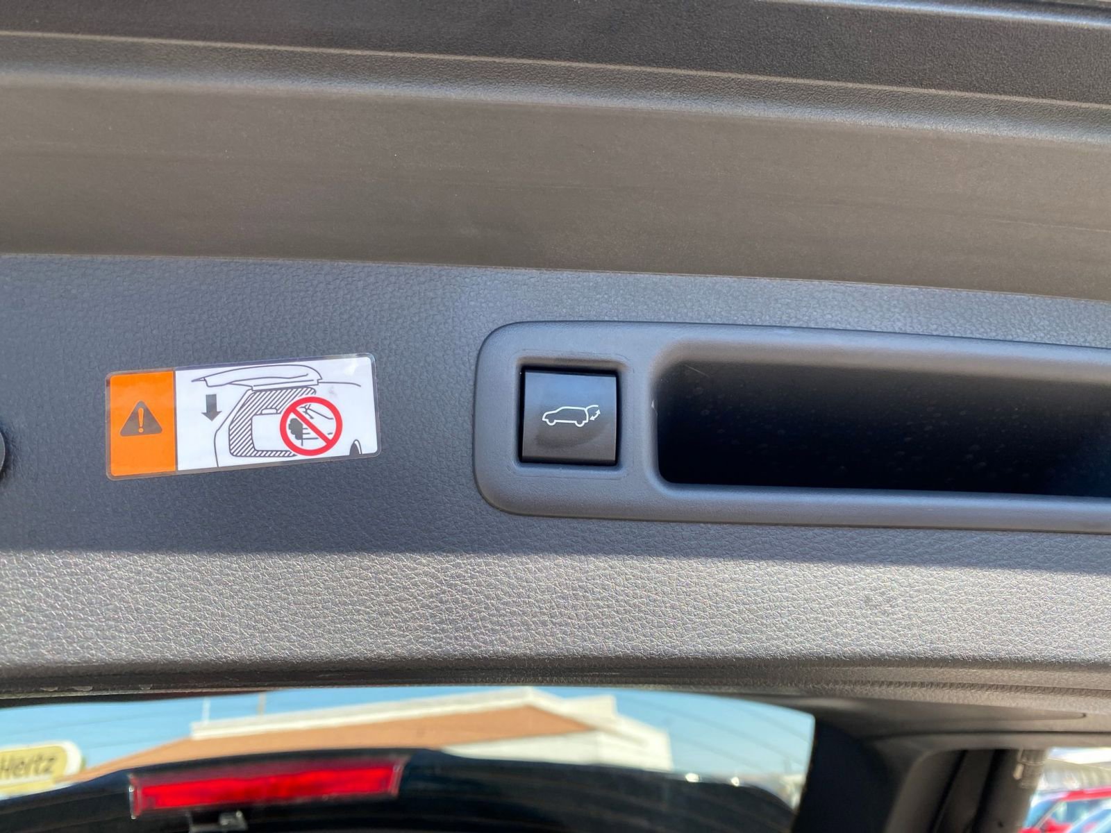 Thumbnail: 2025 Toyota Highlander - 23