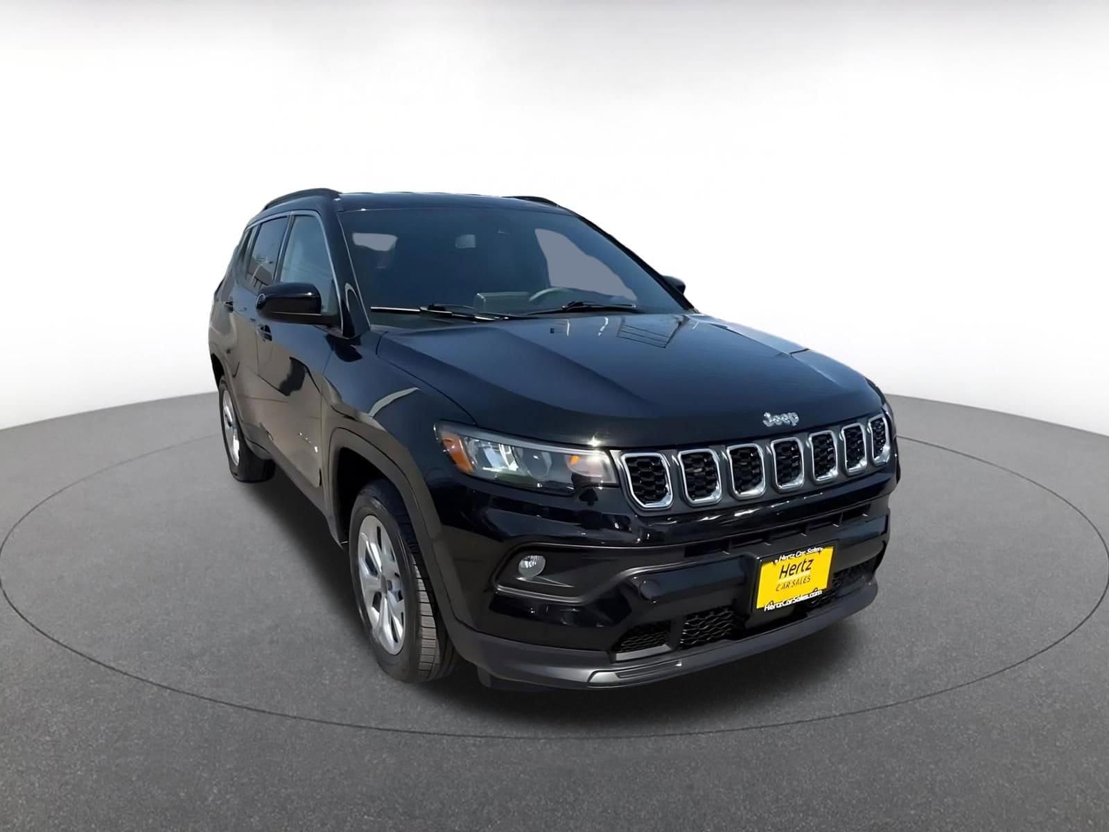 Thumbnail: 2025 Jeep Compass - 3