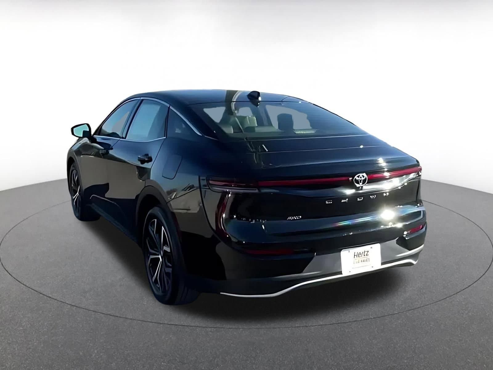 Thumbnail: 2025 Toyota Crown - 11