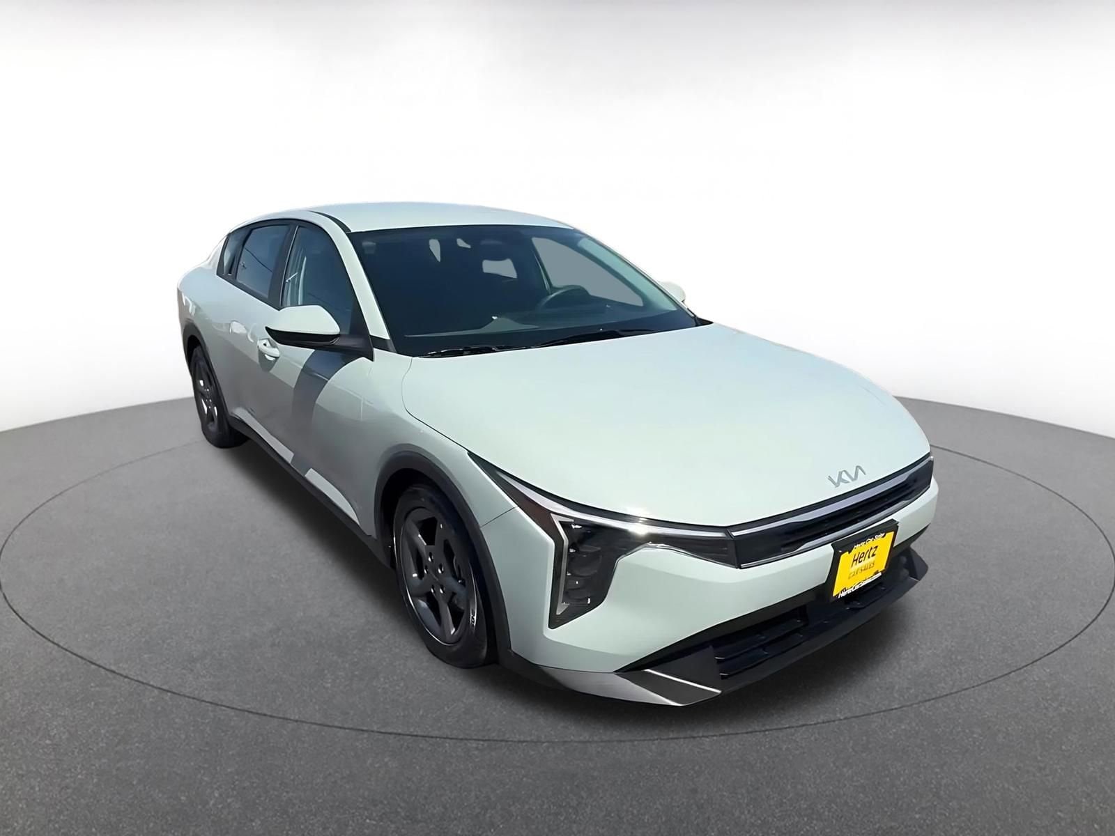 Thumbnail: 2025 Kia K4 - 3