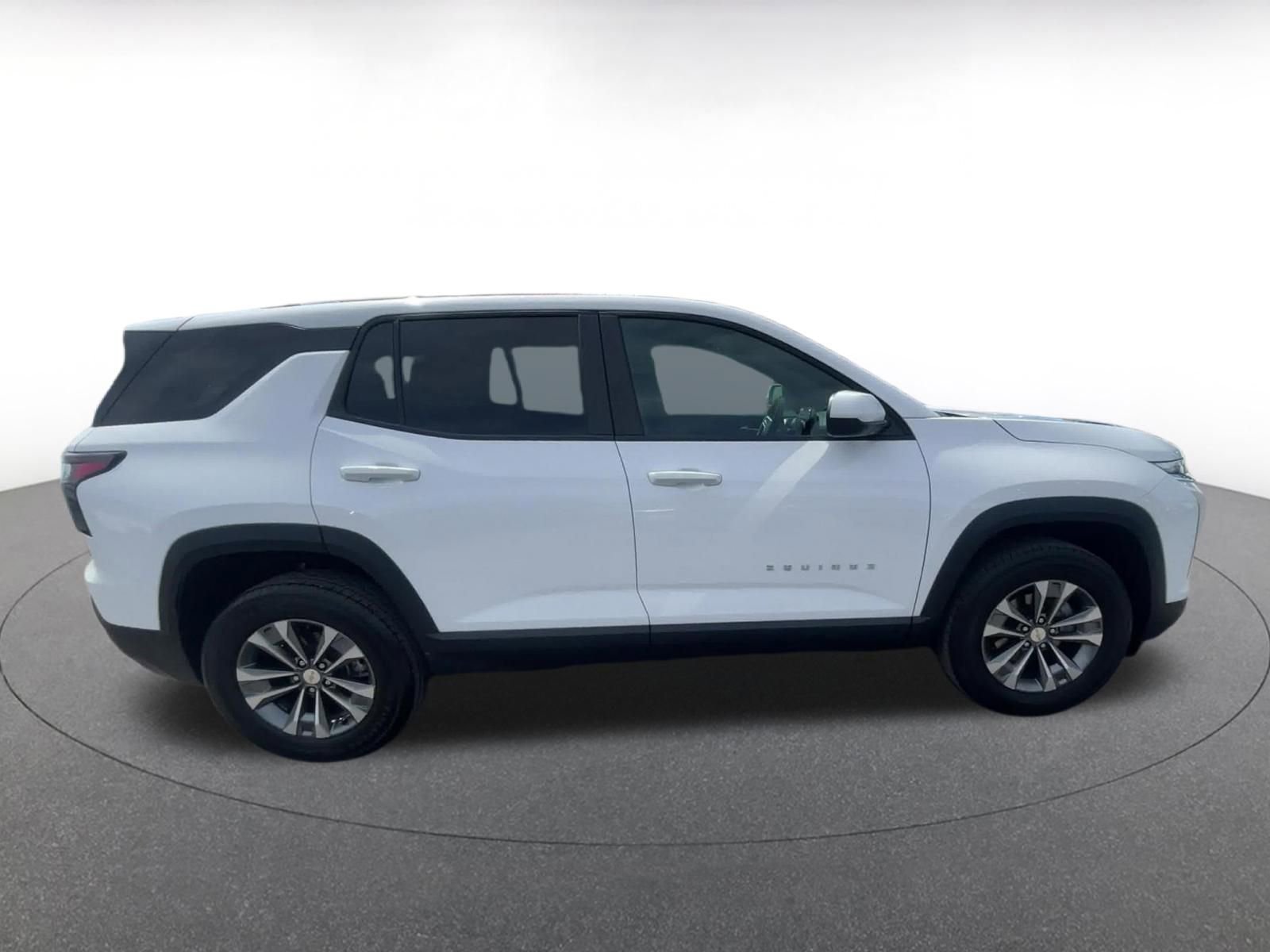 Thumbnail: 2025 Chevrolet Equinox - 16