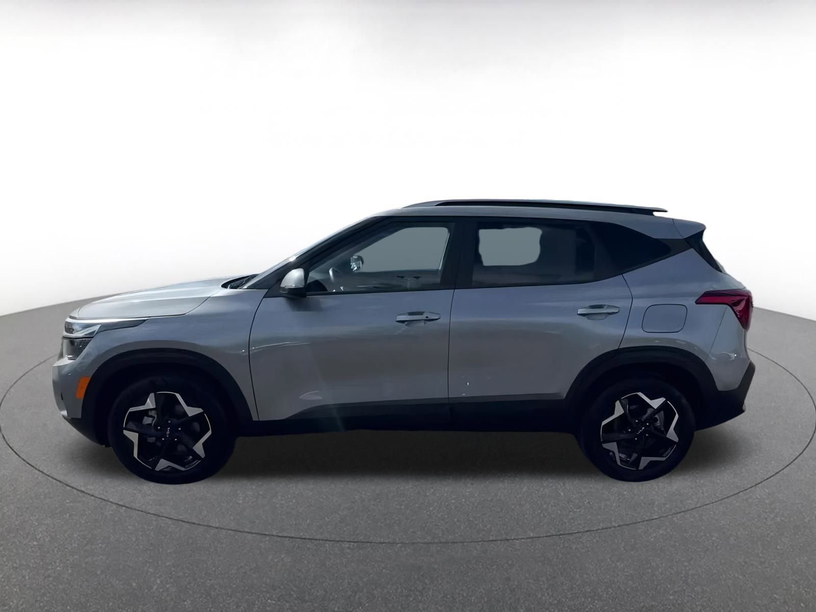 Thumbnail: 2025 Kia Seltos - 9