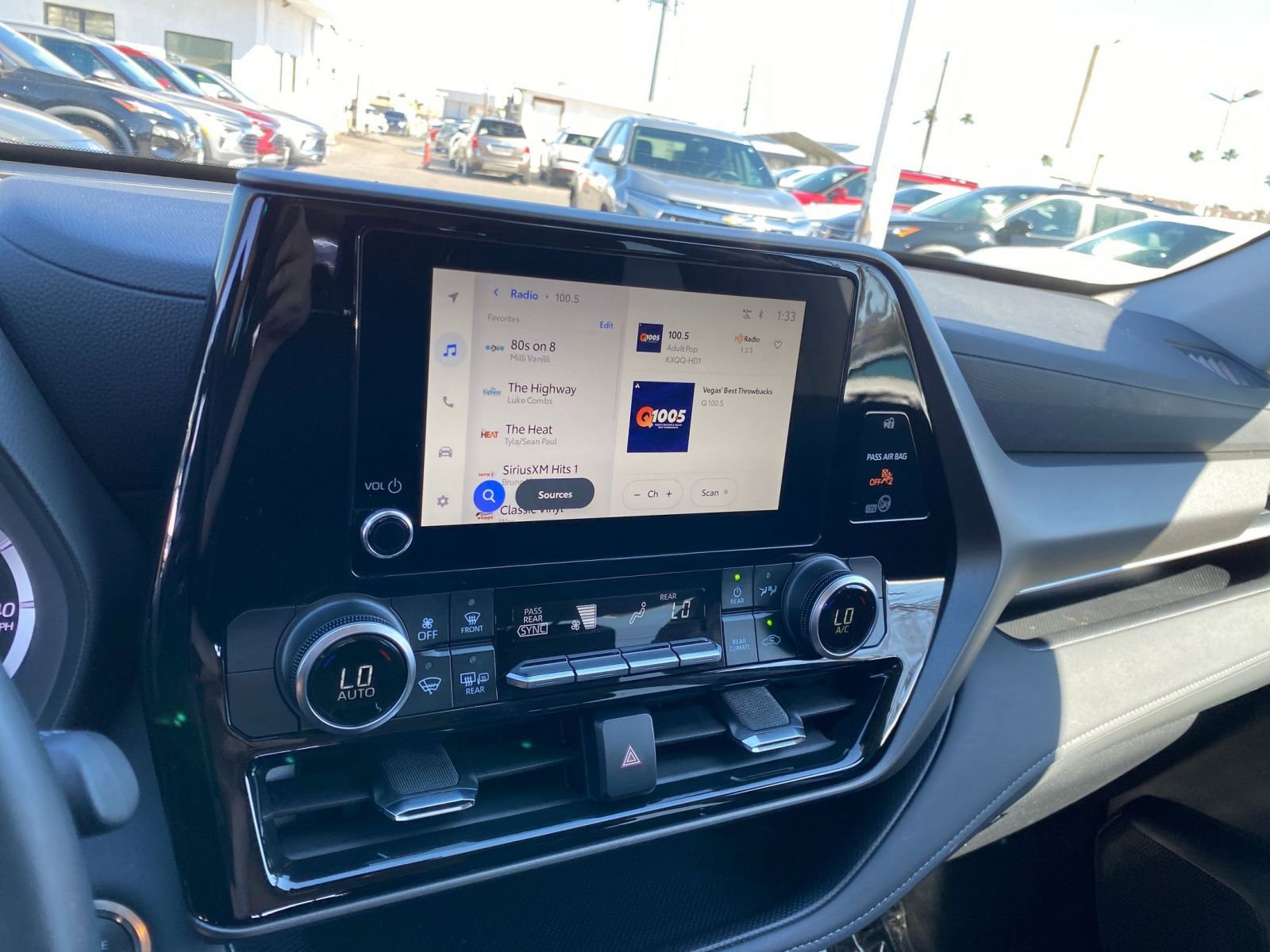 Thumbnail: 2025 Toyota Highlander - 20