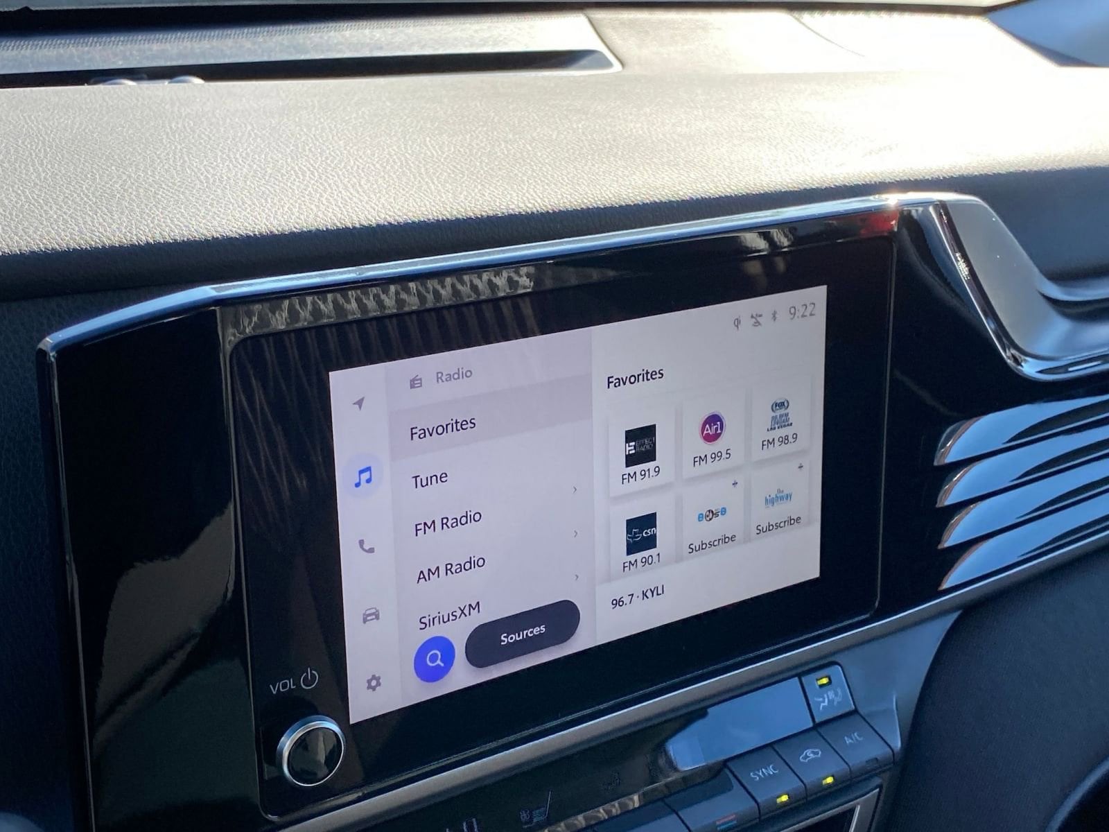 Thumbnail: 2025 Toyota Camry - 18