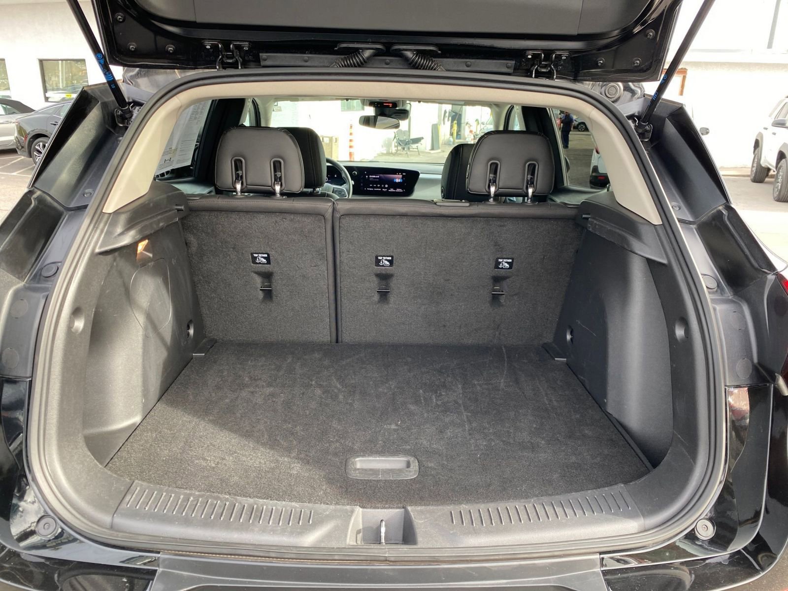 Thumbnail: 2025 Buick Encore GX - 31