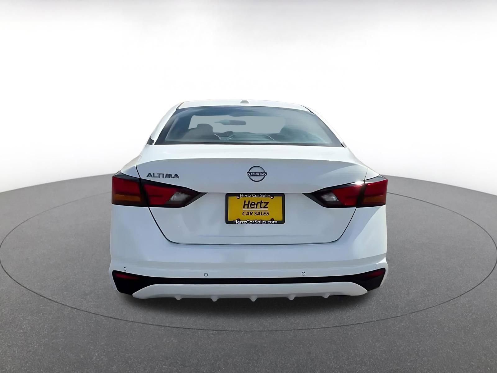 Thumbnail: 2025 Nissan Altima - 12