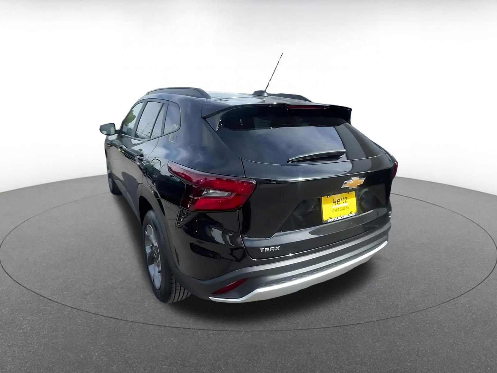 Thumbnail: 2025 Chevrolet Trax - 11