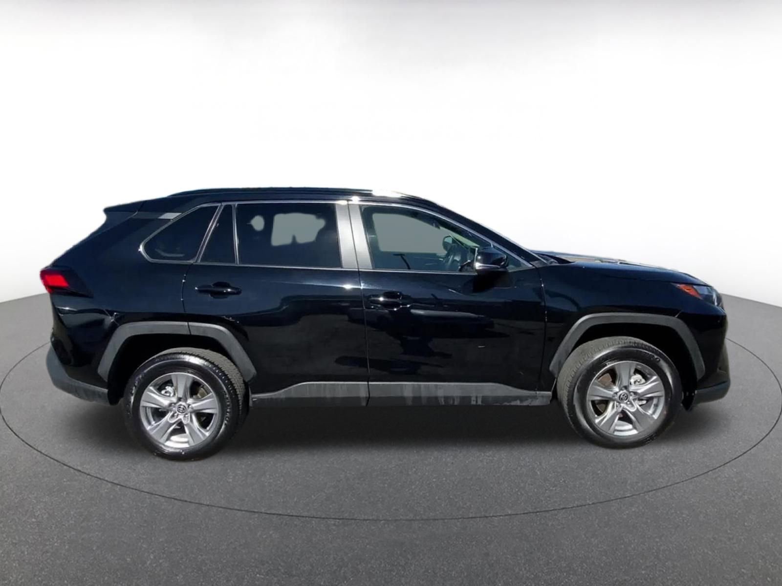 Thumbnail: 2025 Toyota RAV4 - 16