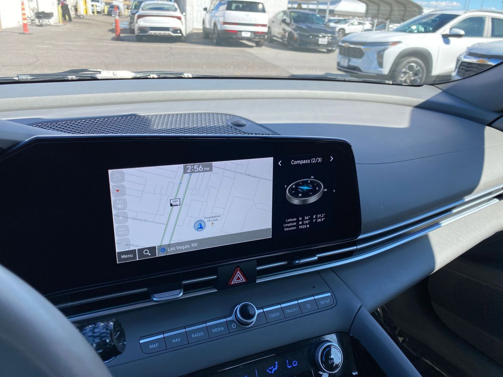 Thumbnail: 2025 Hyundai Elantra - 17