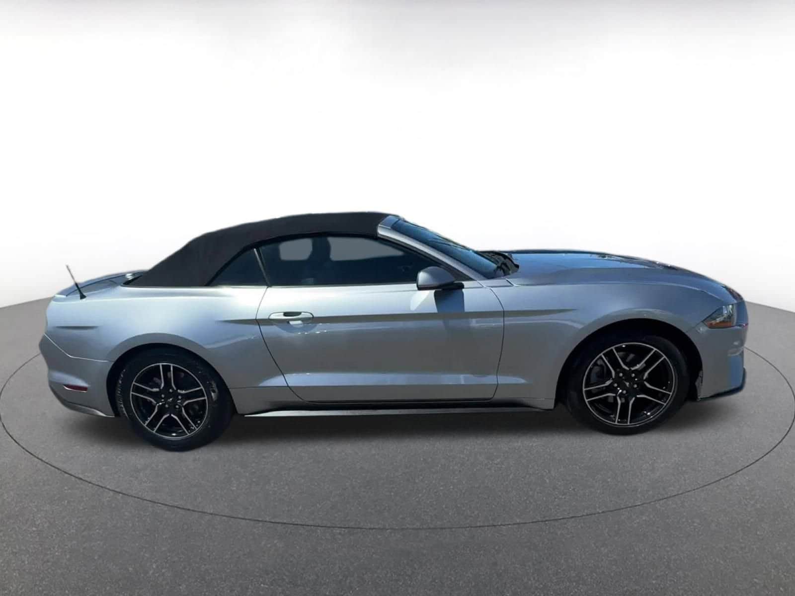 Thumbnail: 2023 Ford Mustang - 16