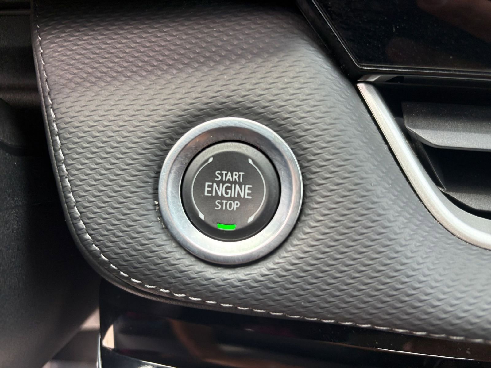 Thumbnail: 2025 Chevrolet Equinox - 25