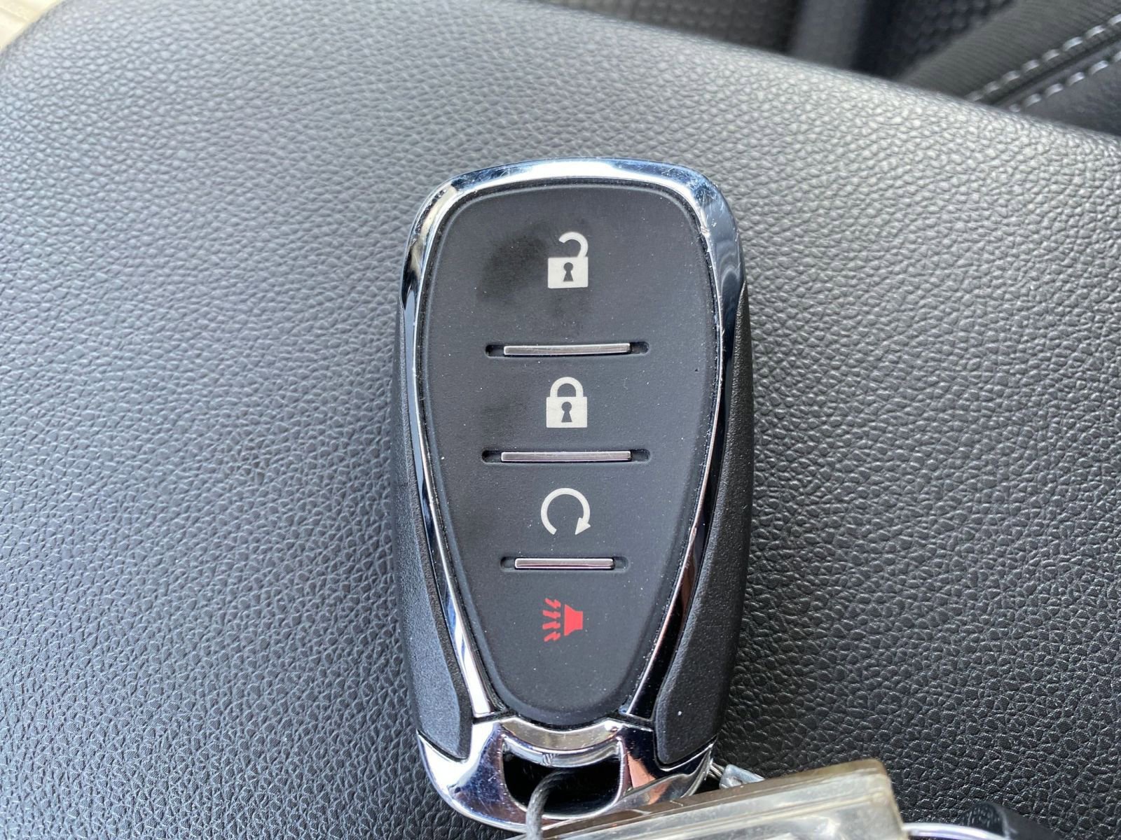 Thumbnail: 2025 Chevrolet Trax - 23