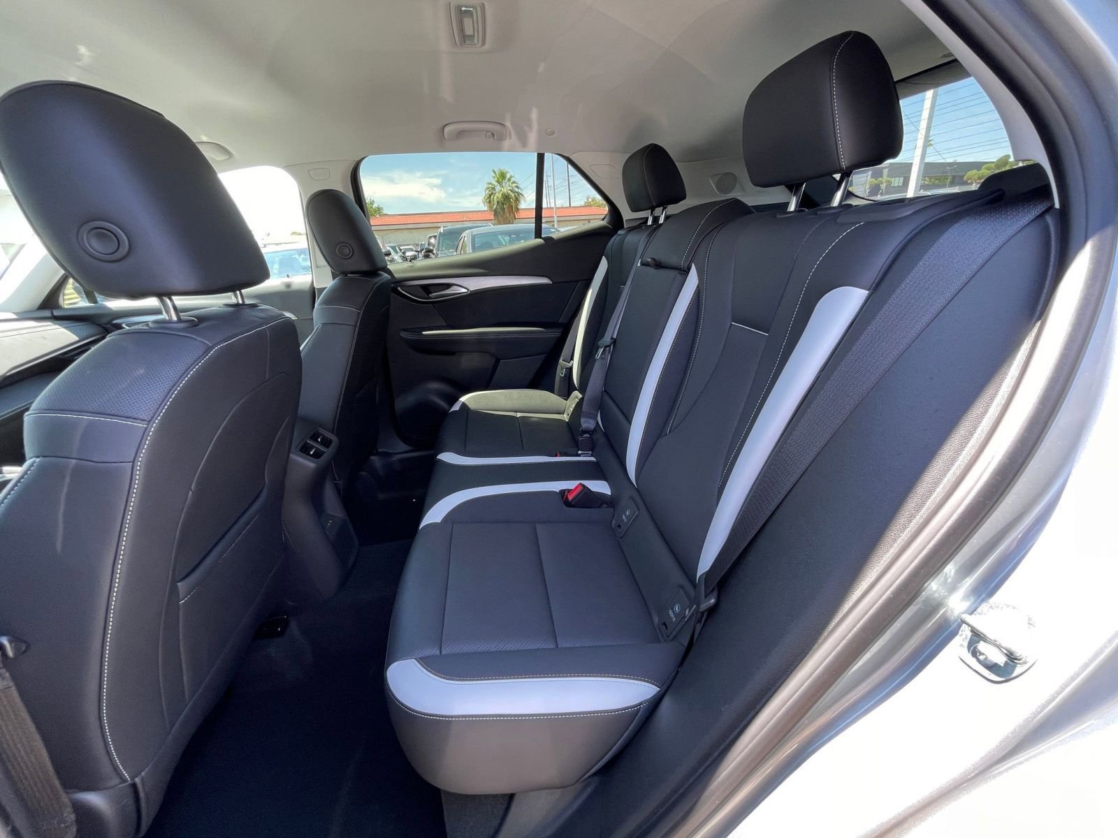 Thumbnail: 2024 Buick Envision - 31