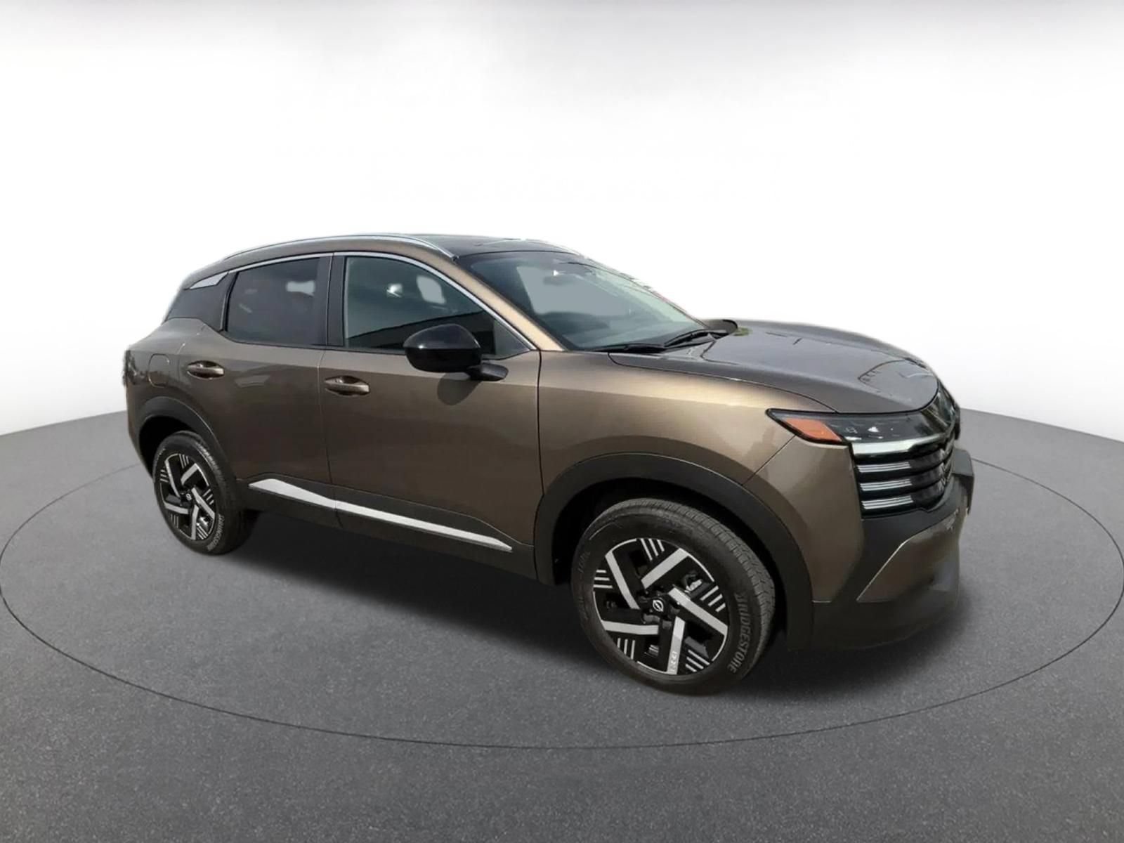 Thumbnail: 2026 Nissan Kicks - 2