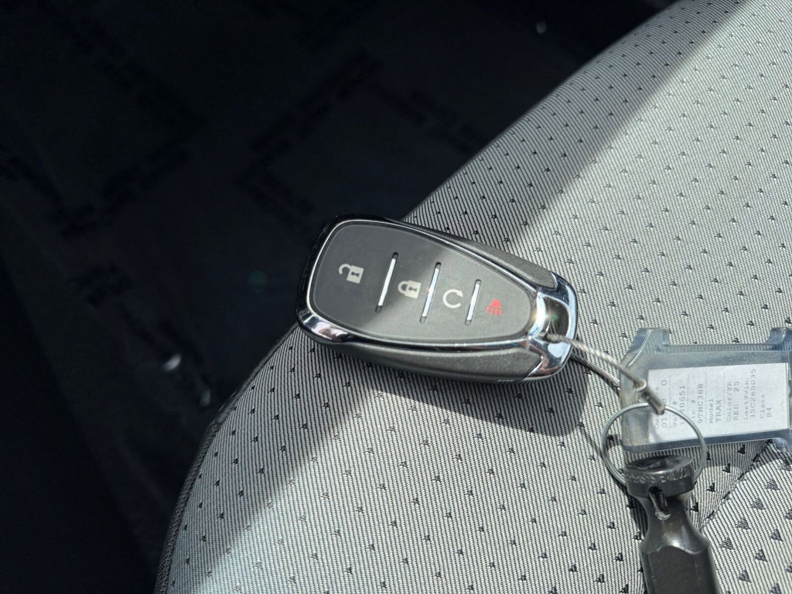 Thumbnail: 2025 Chevrolet Trax - 21