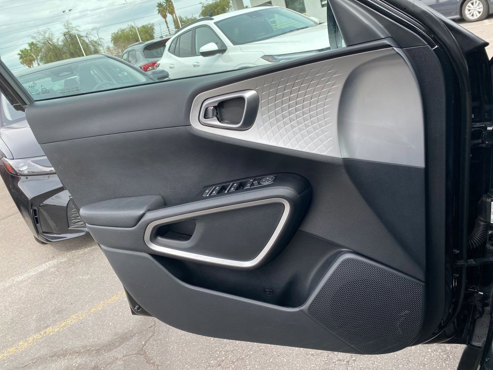 Thumbnail: 2025 Kia Soul - 18