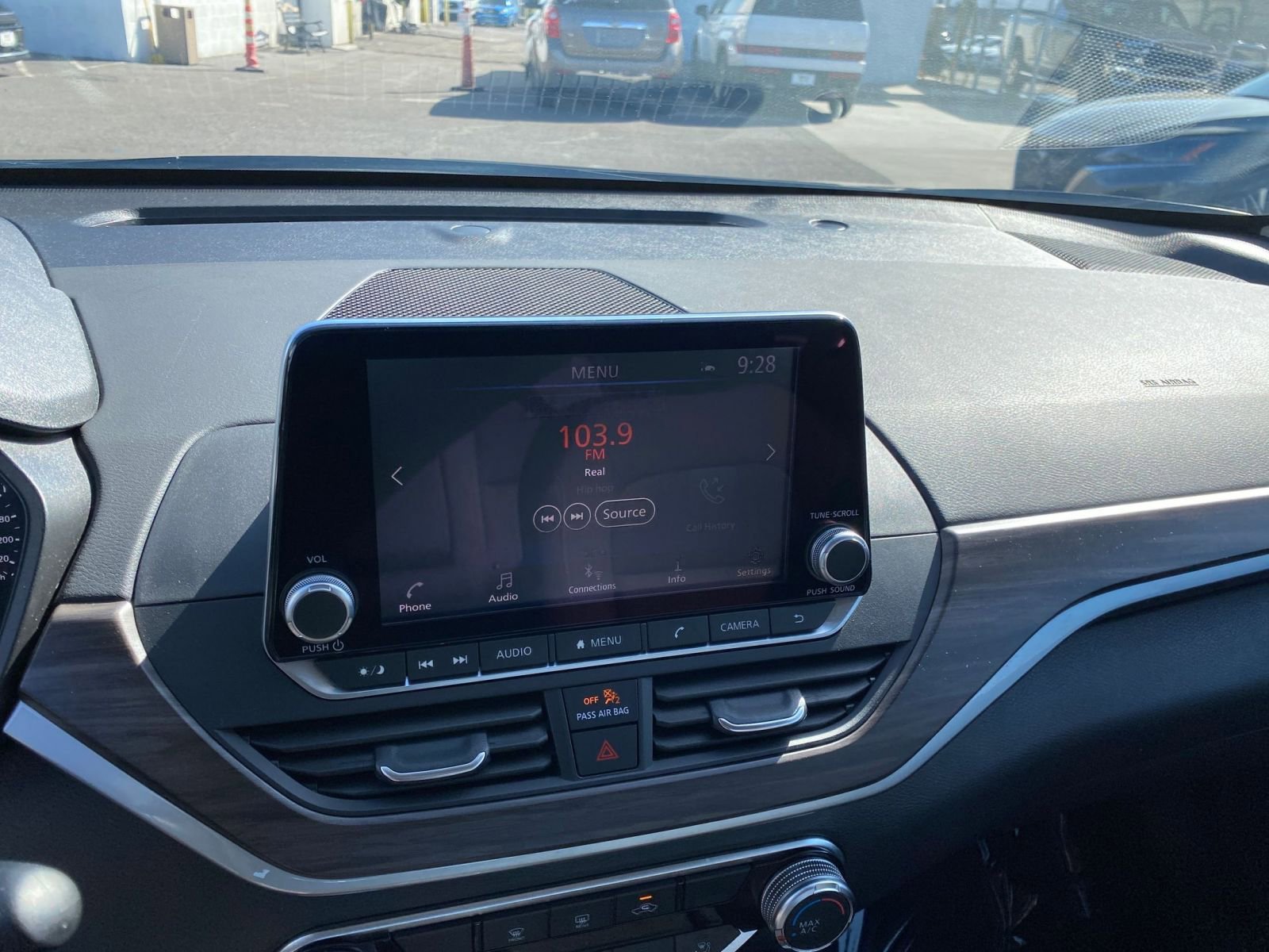 Thumbnail: 2025 Nissan Altima - 20