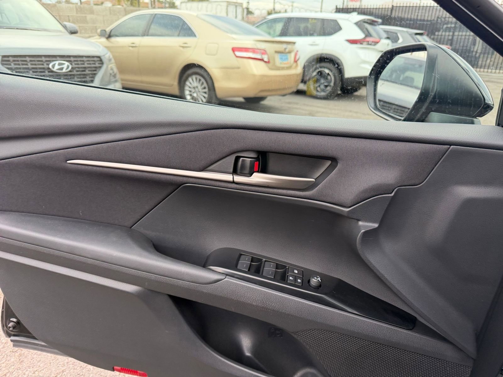 Thumbnail: 2025 Toyota Camry - 20