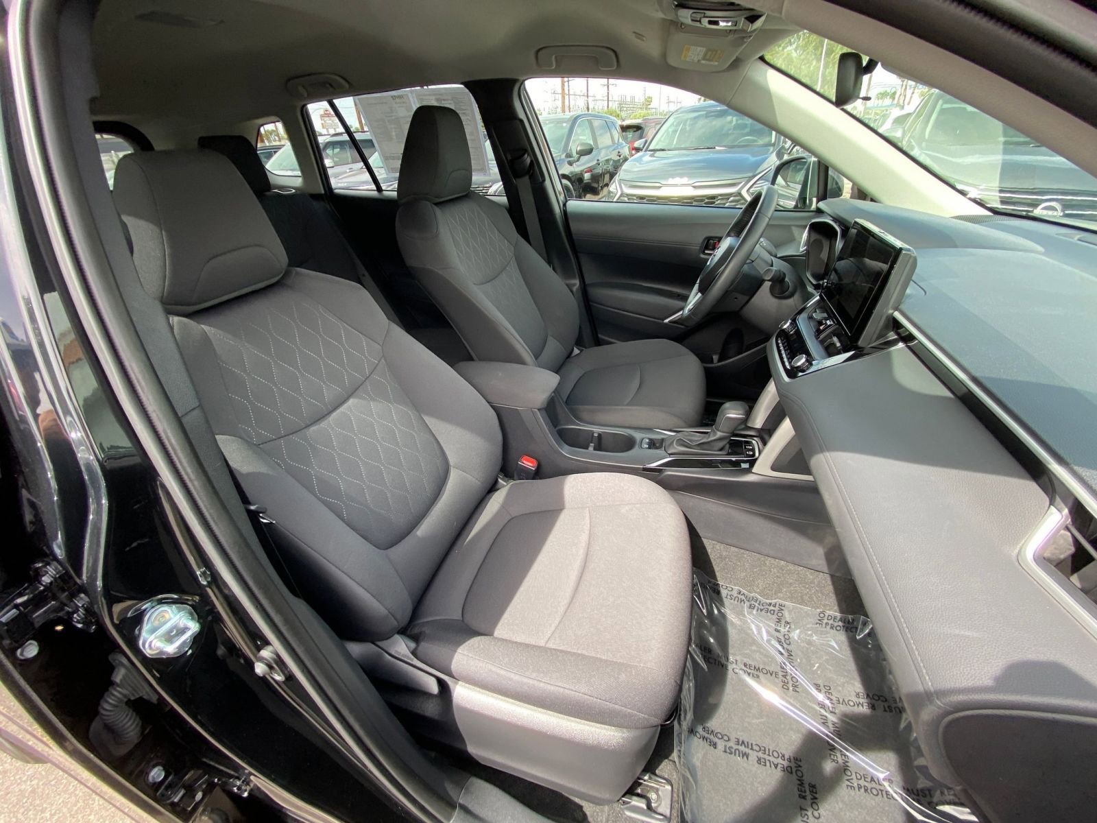 Thumbnail: 2025 Toyota Corolla Cross - 25