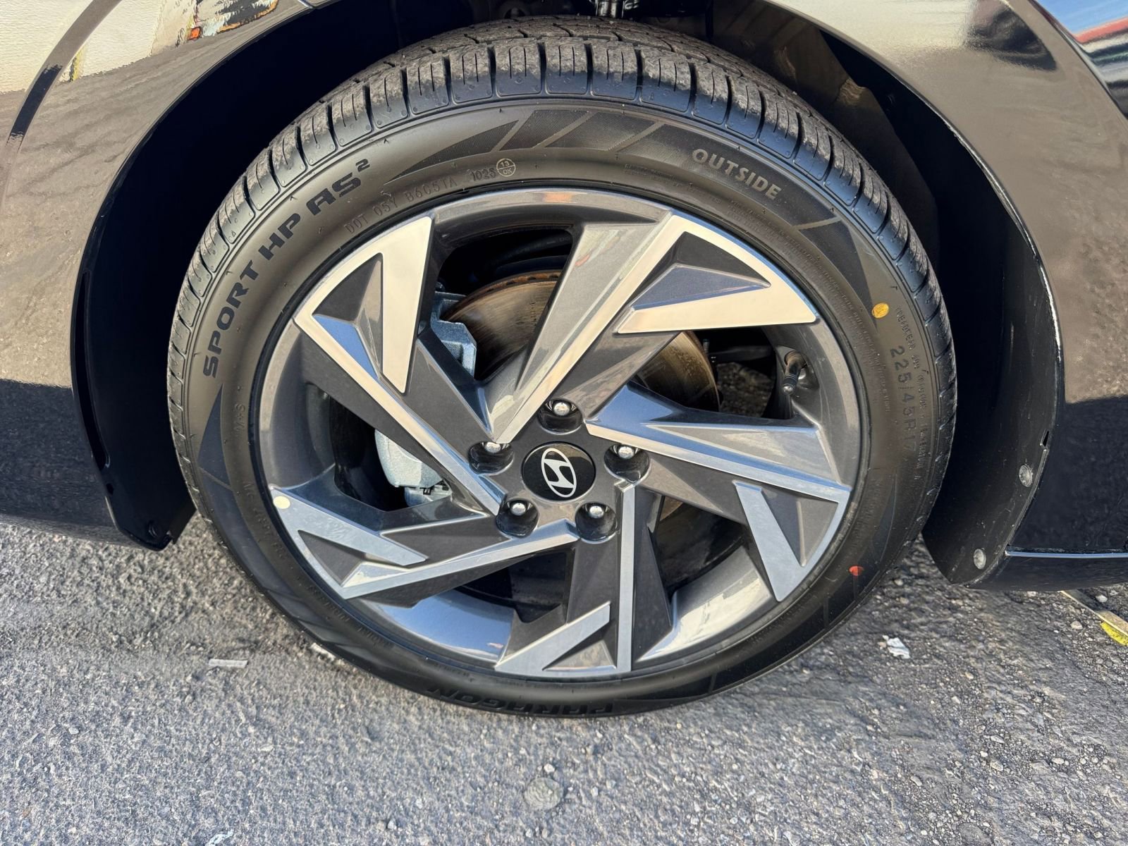 Thumbnail: 2025 Hyundai Elantra - 28