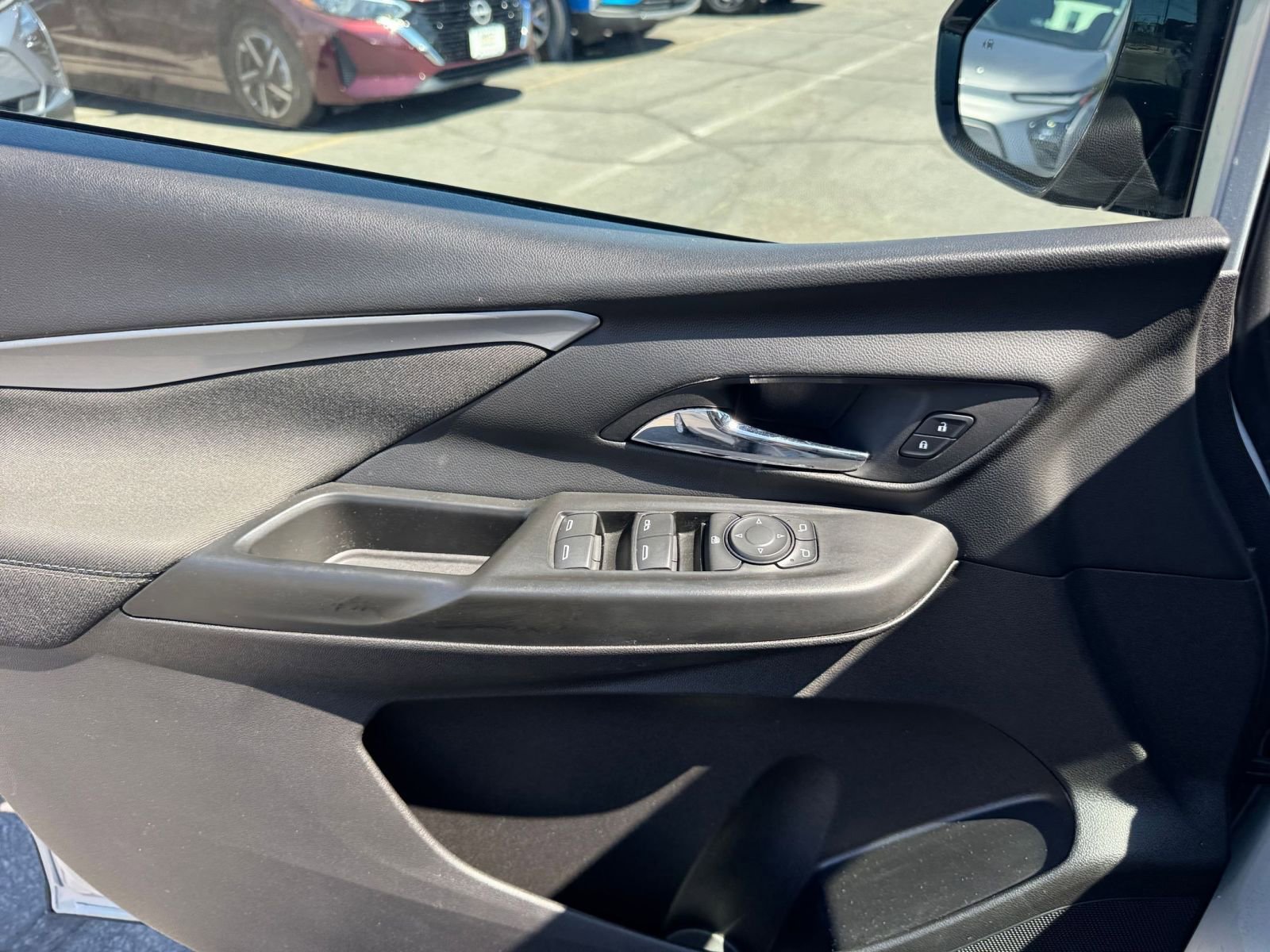 Thumbnail: 2023 Chevrolet Bolt EV - 24