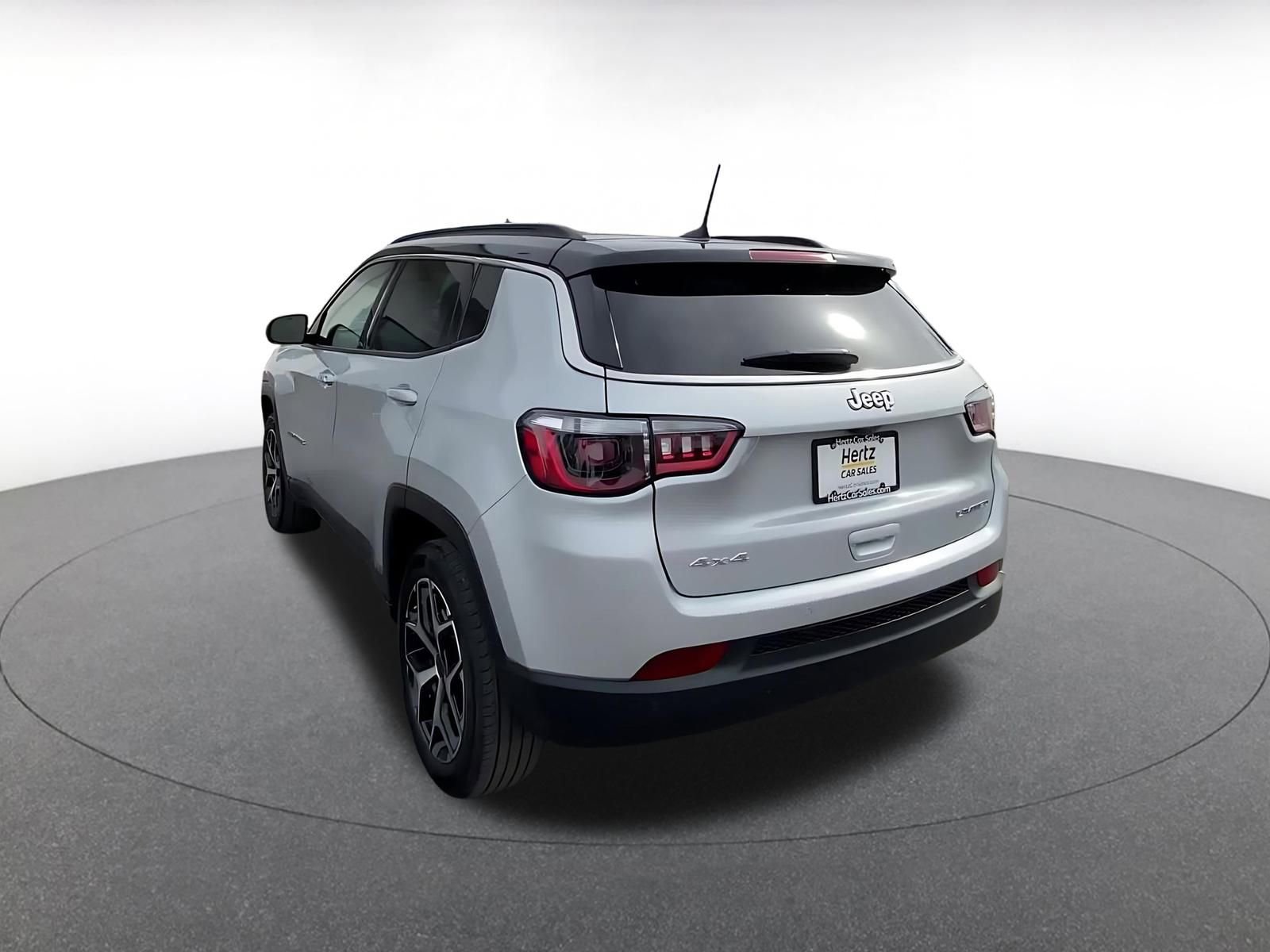 Thumbnail: 2025 Jeep Compass - 11