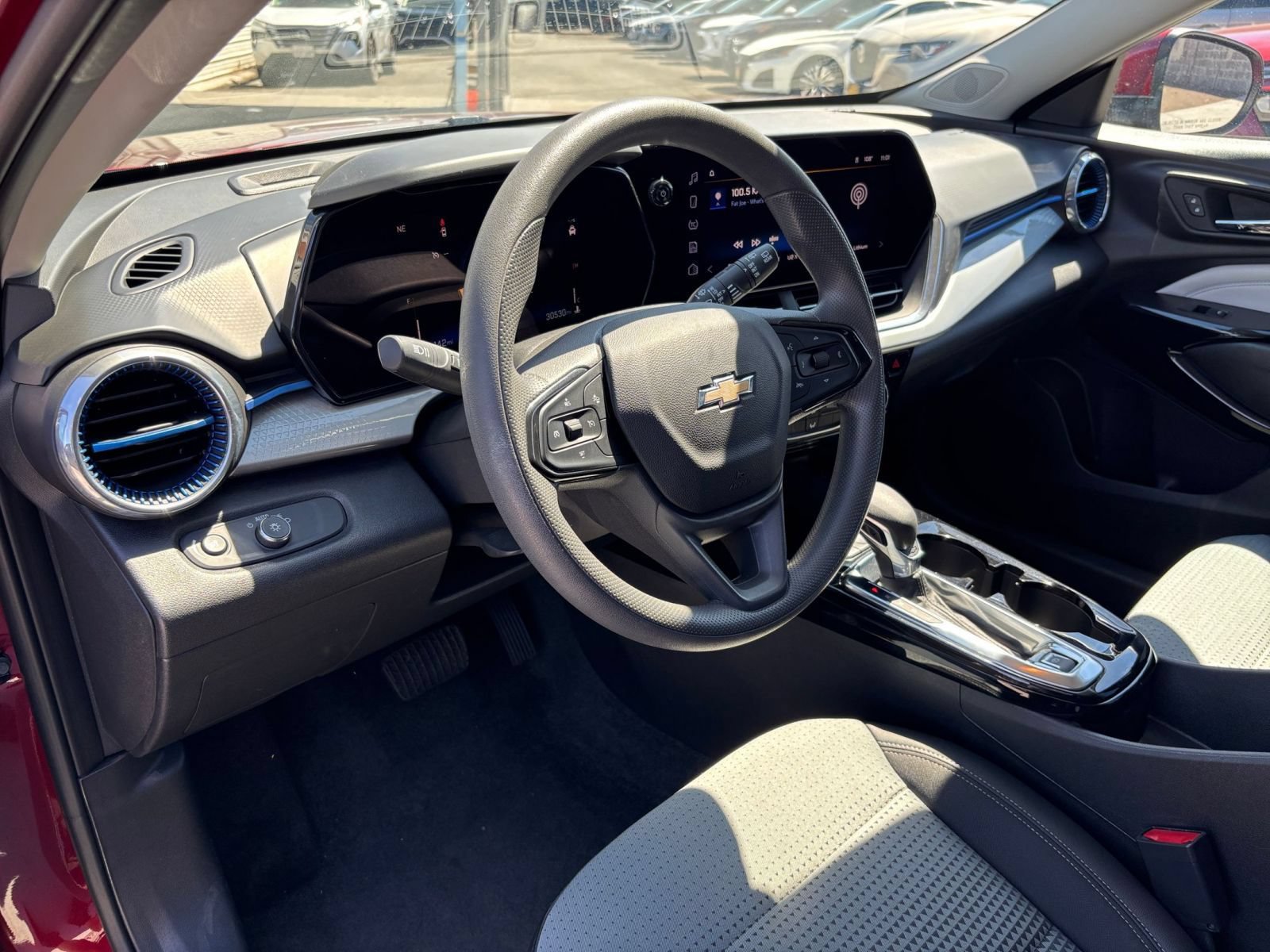 Thumbnail: 2025 Chevrolet Trax - 33
