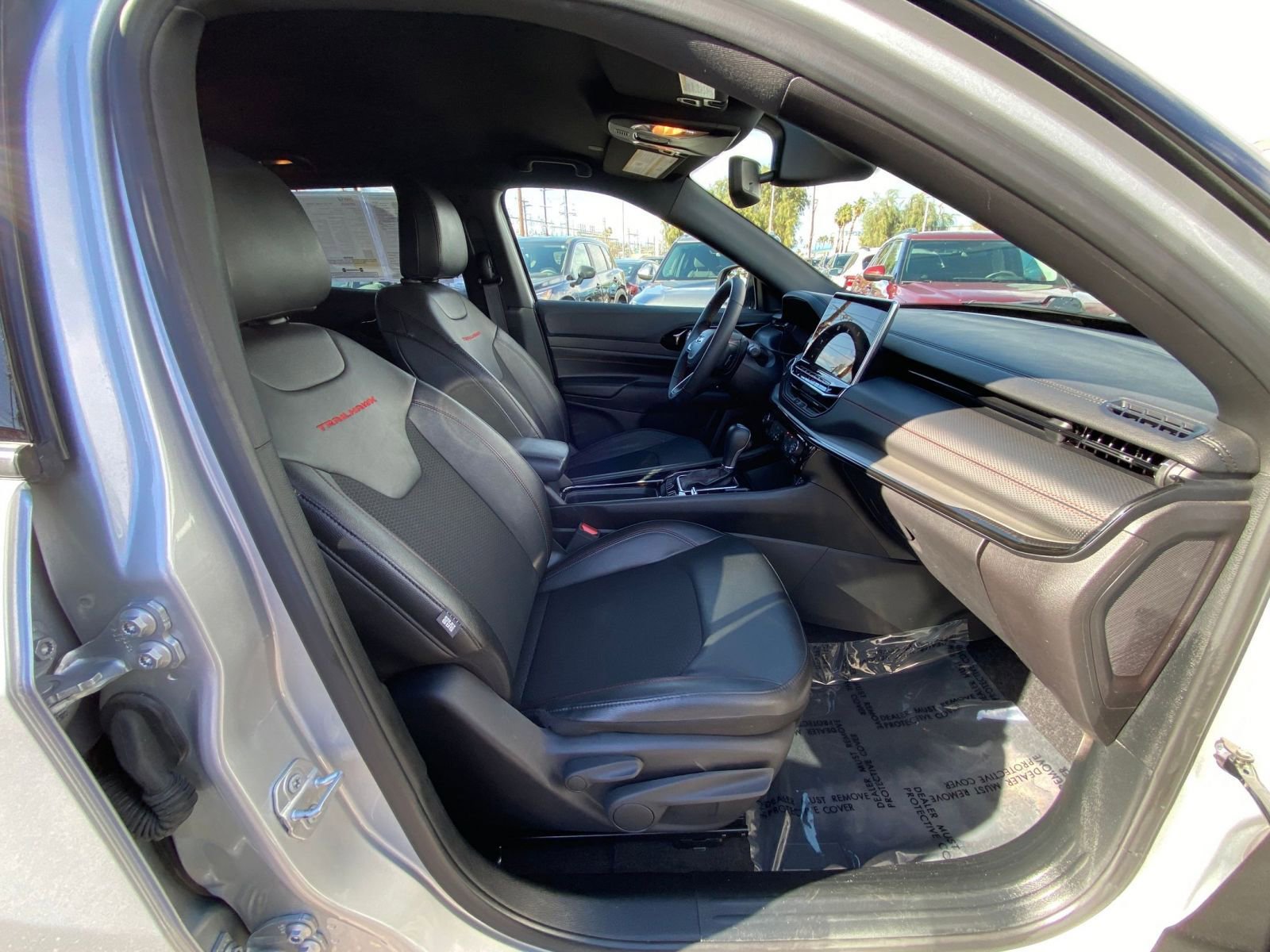 Thumbnail: 2025 Jeep Compass - 25