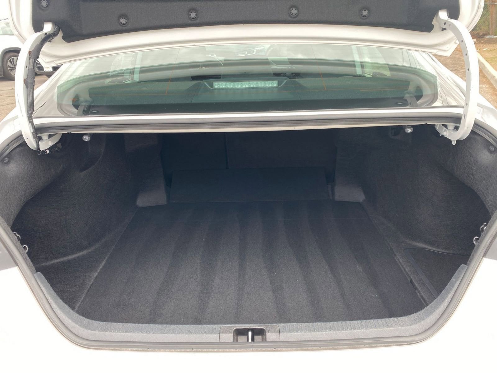 Thumbnail: 2025 Toyota Camry - 31