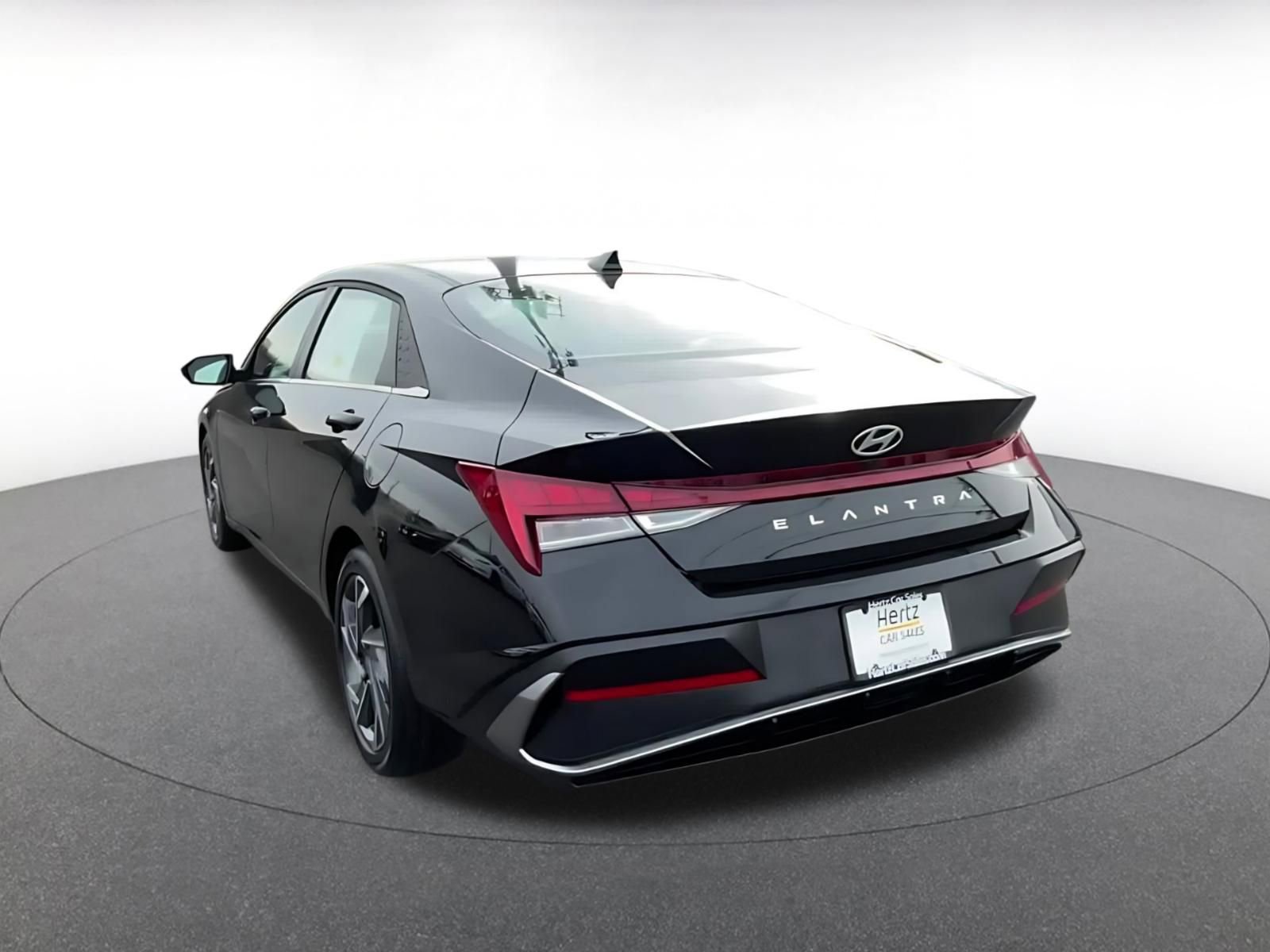 Thumbnail: 2025 Hyundai Elantra - 11