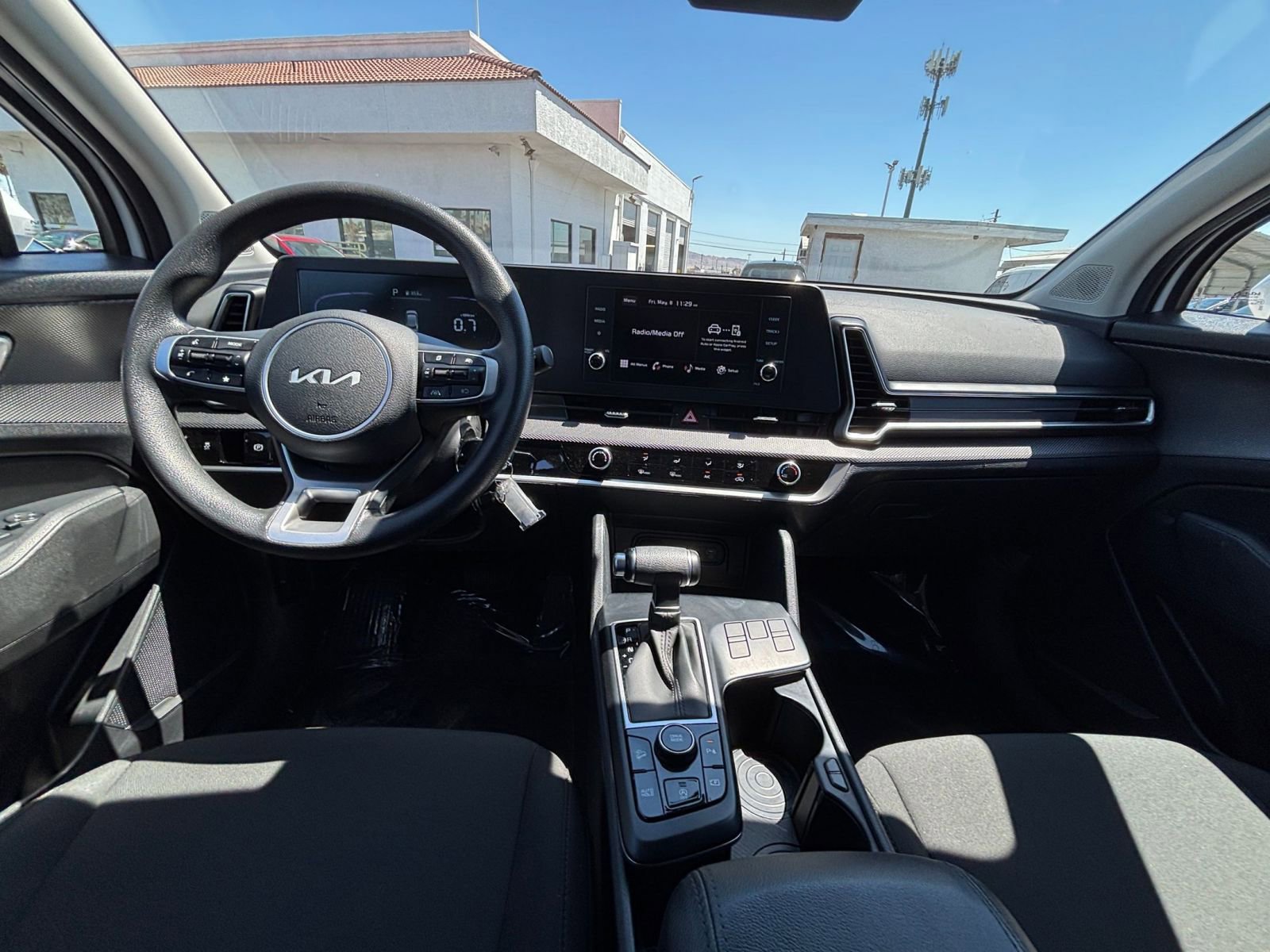 Thumbnail: 2025 Kia Sportage - 32