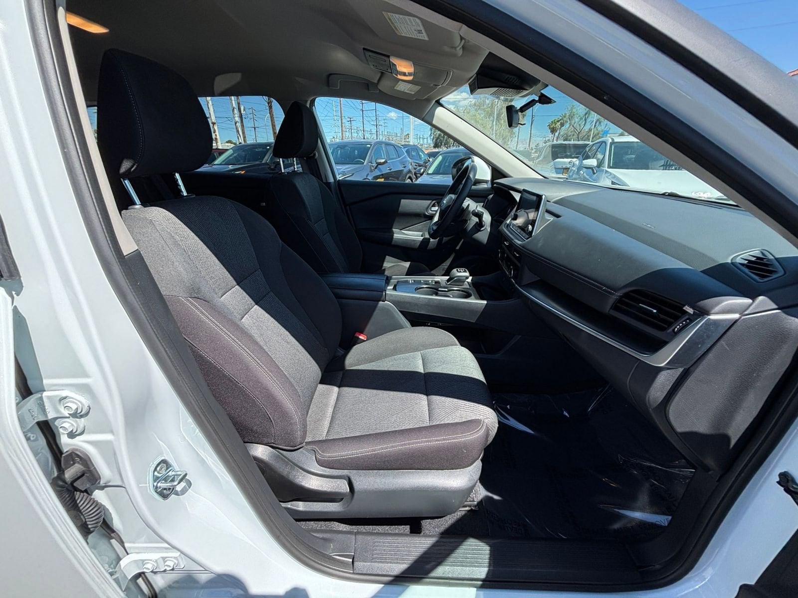Thumbnail: 2025 Nissan Rogue - 29