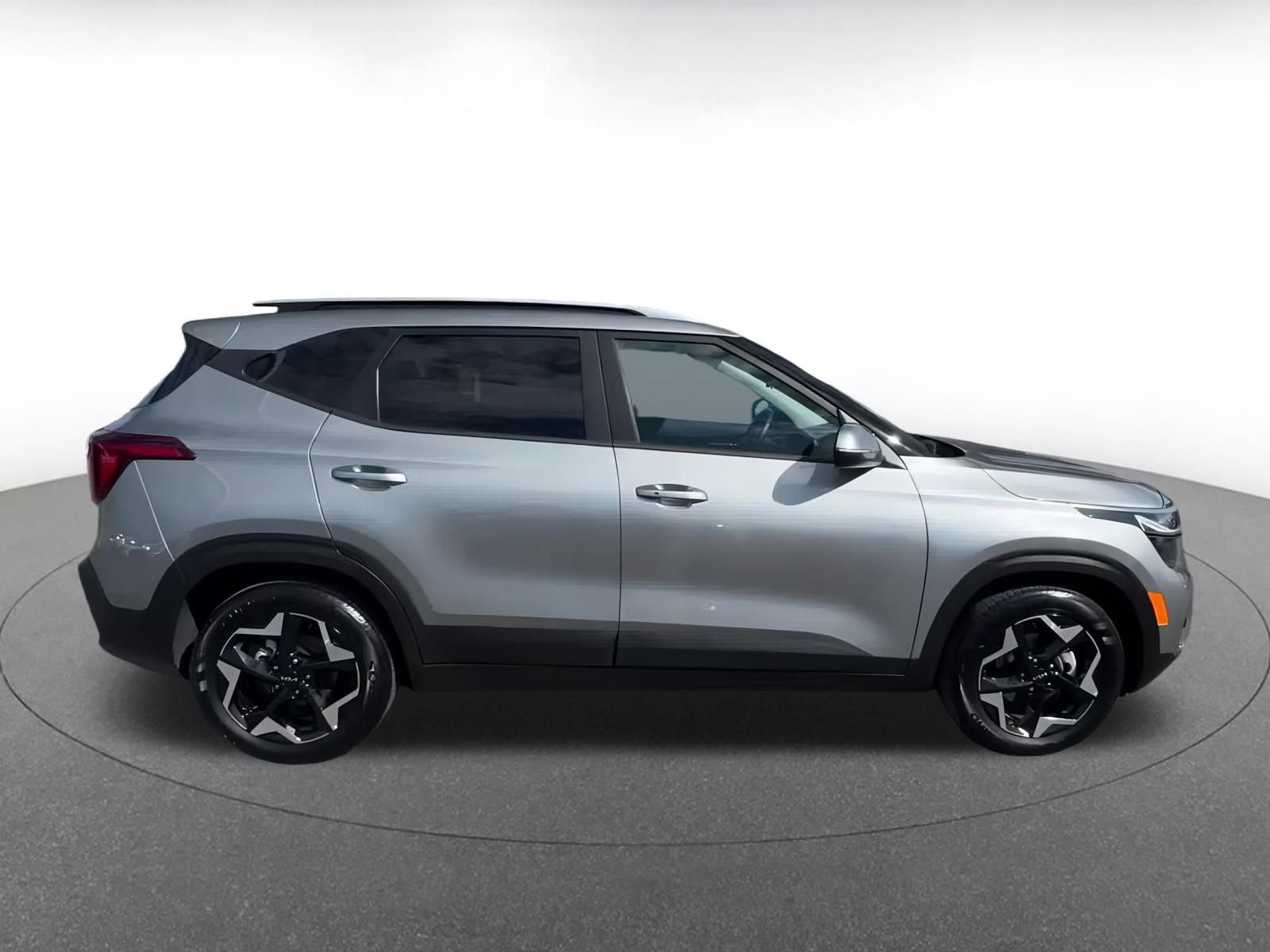 Thumbnail: 2025 Kia Seltos - 16