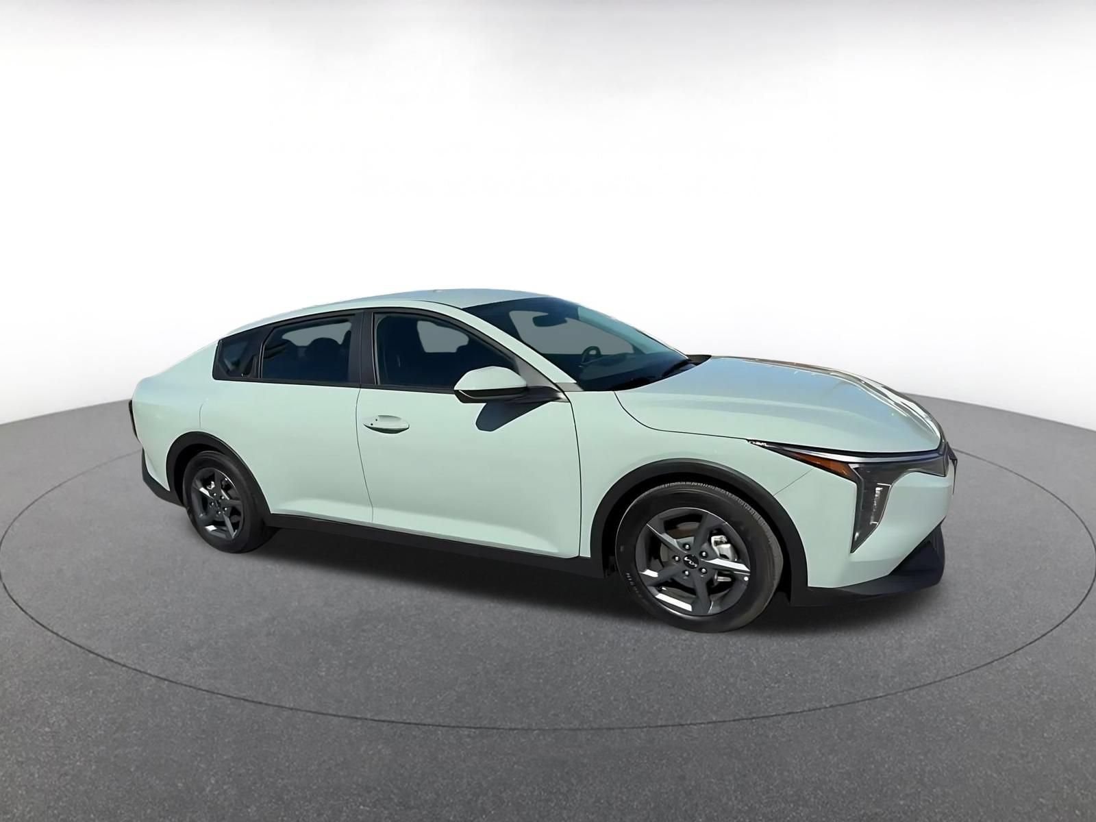 Thumbnail: 2026 Kia K4 - 2