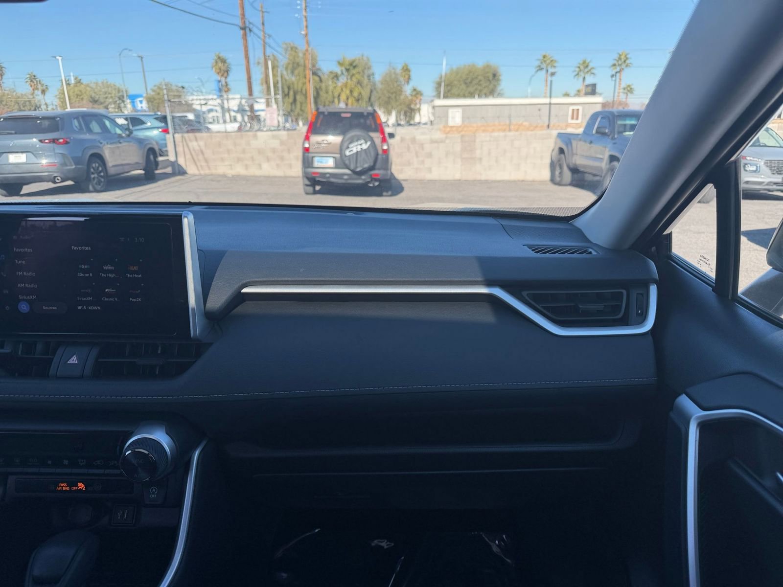 Thumbnail: 2025 Toyota RAV4 - 35