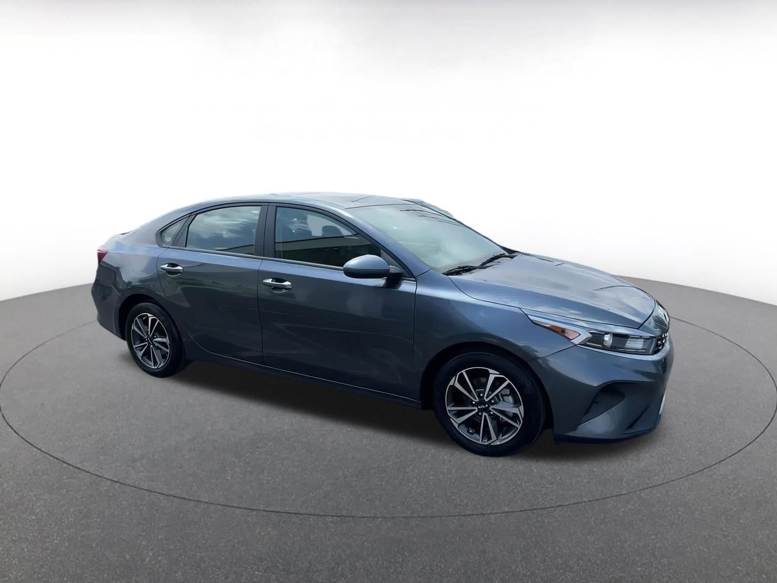 Thumbnail: 2024 Kia Forte - 2