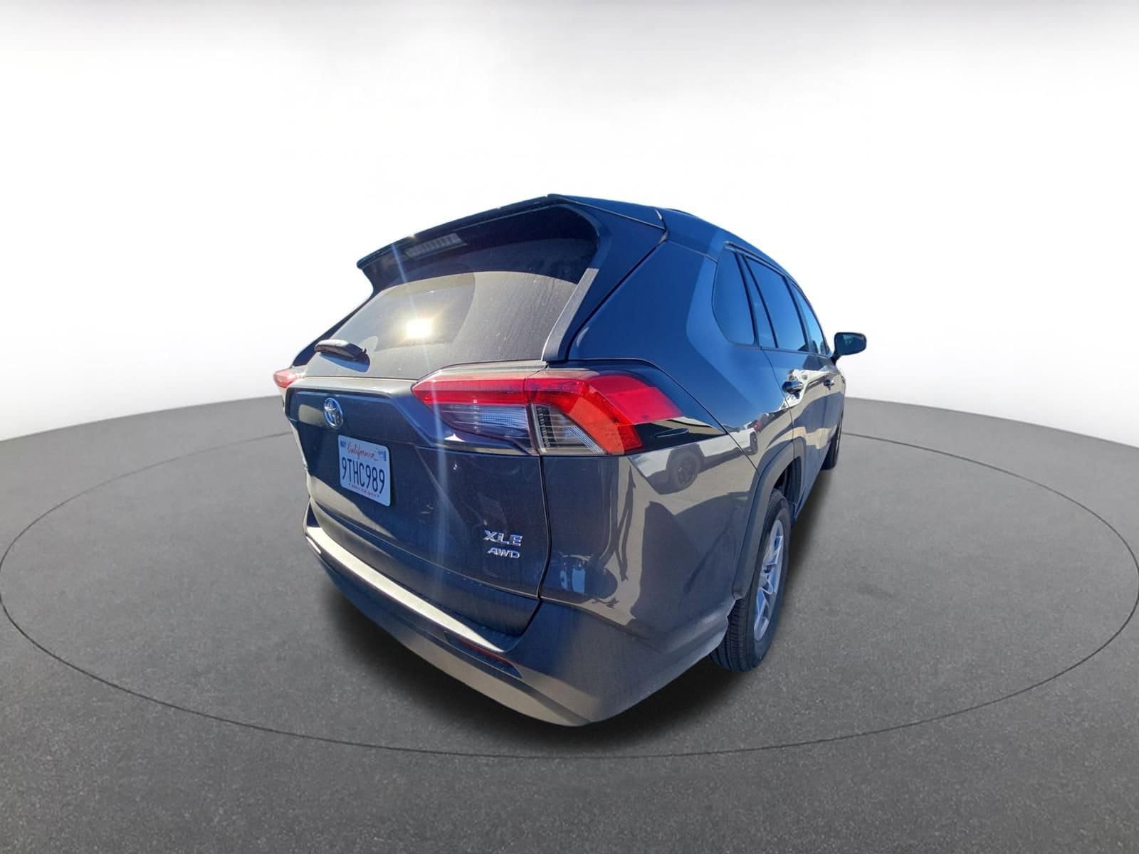 Thumbnail: 2025 Toyota RAV4 - 9