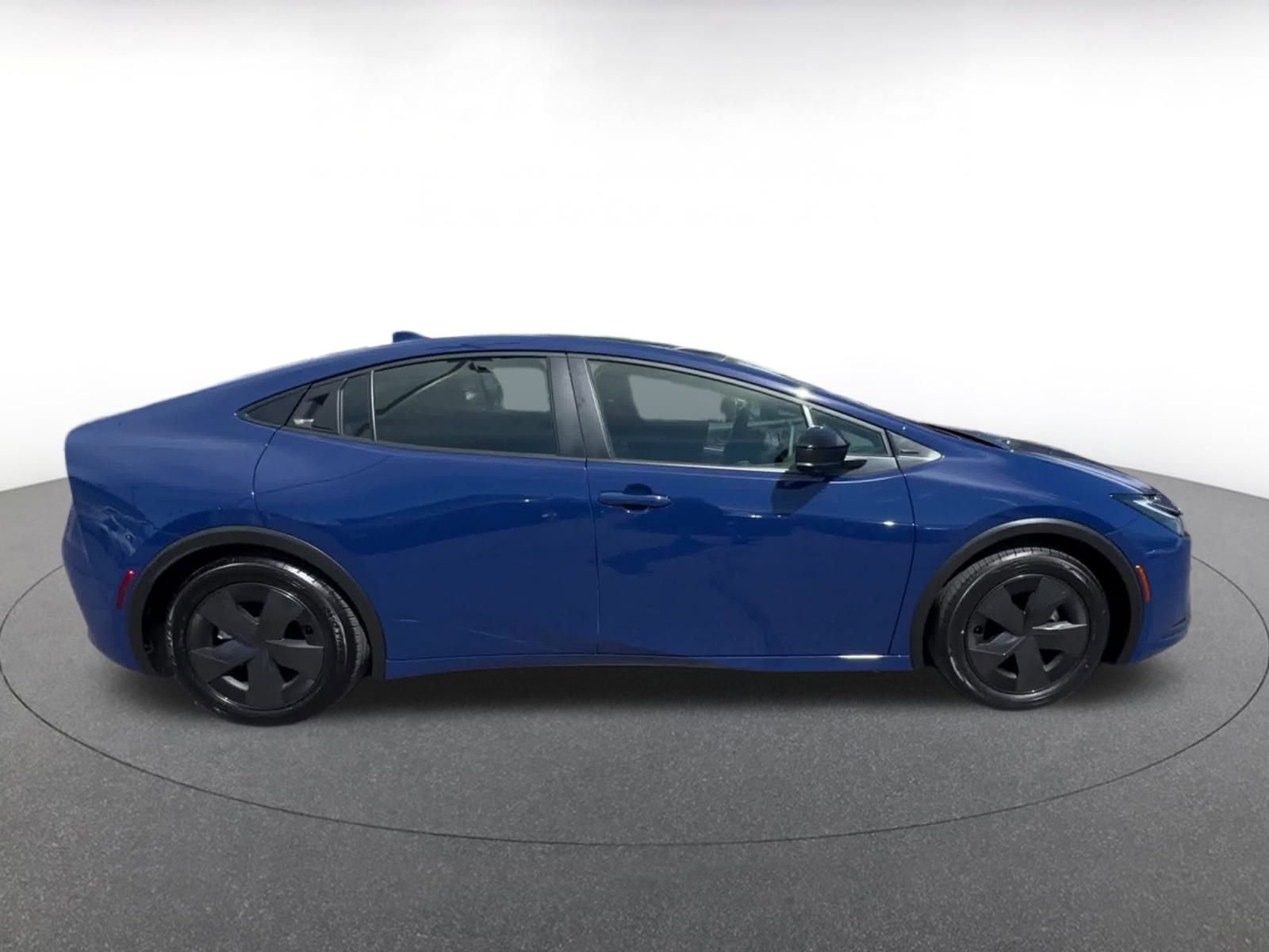 Thumbnail: 2025 Toyota Prius - 16