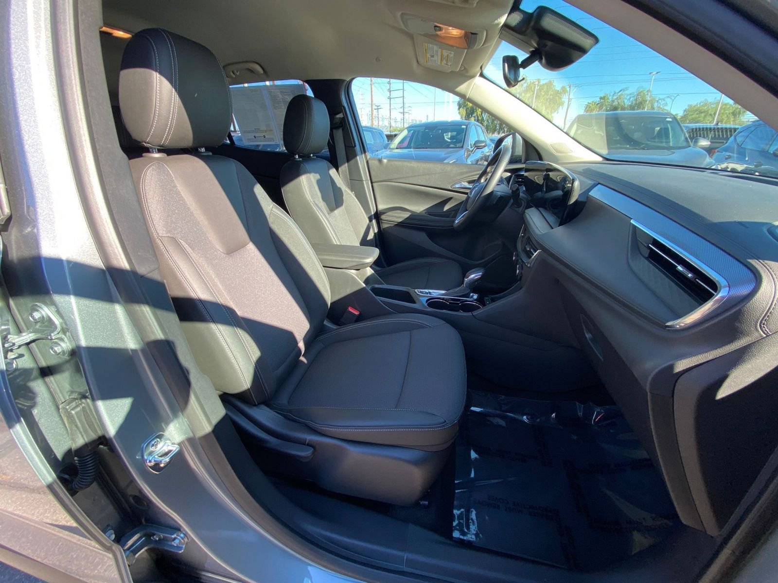 Thumbnail: 2025 Buick Encore GX - 35