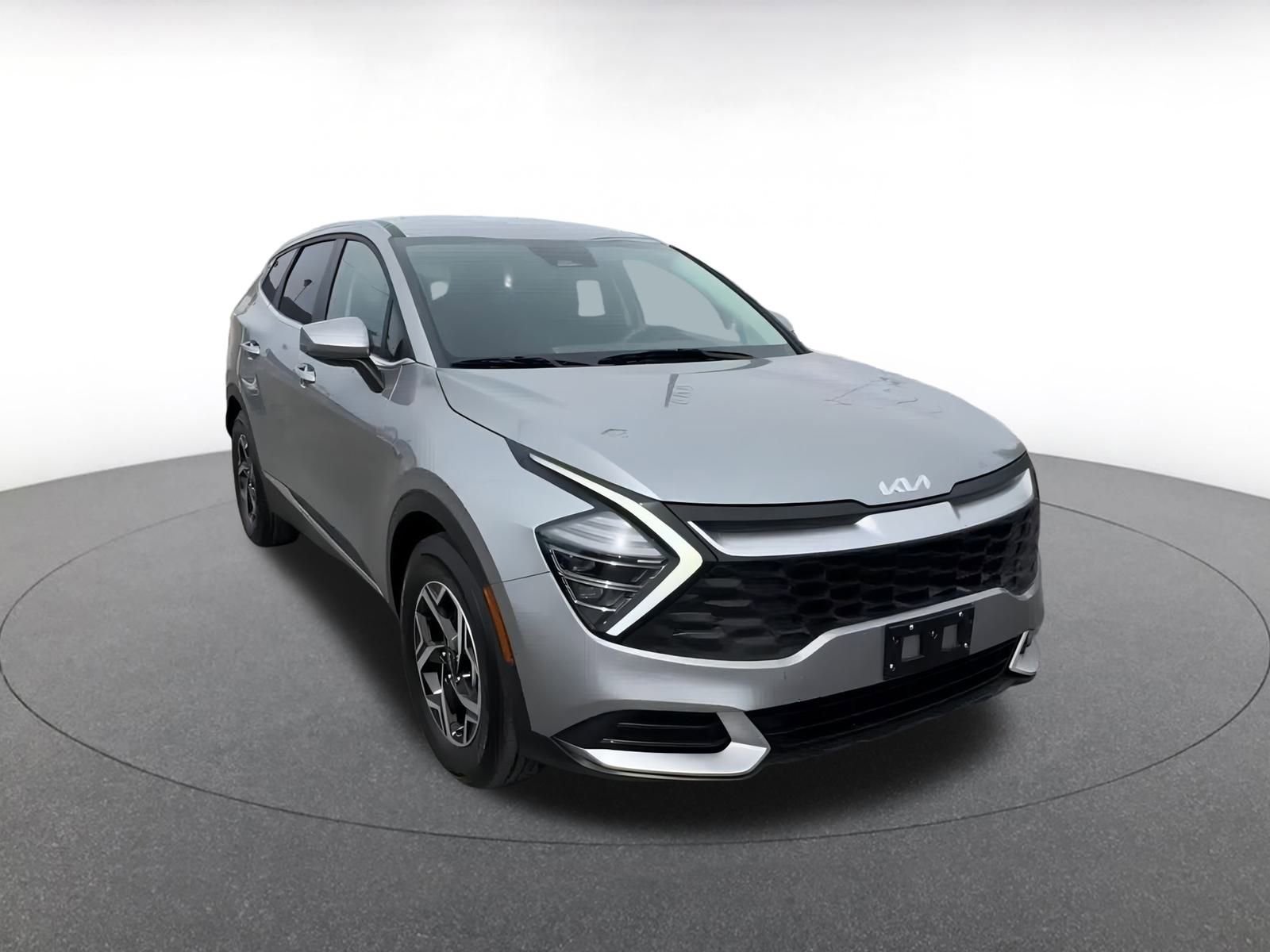 Thumbnail: 2024 Kia Sportage - 3