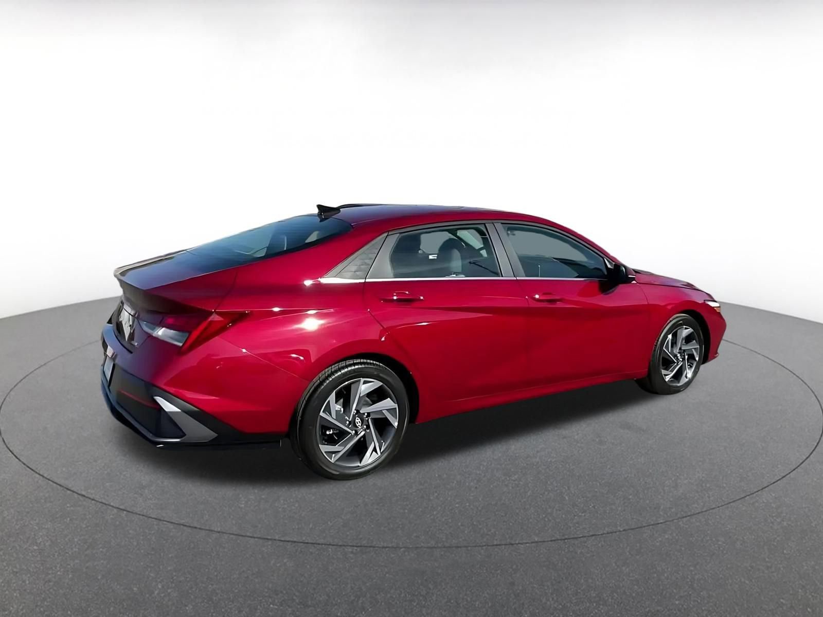 Thumbnail: 2025 Hyundai Elantra - 15