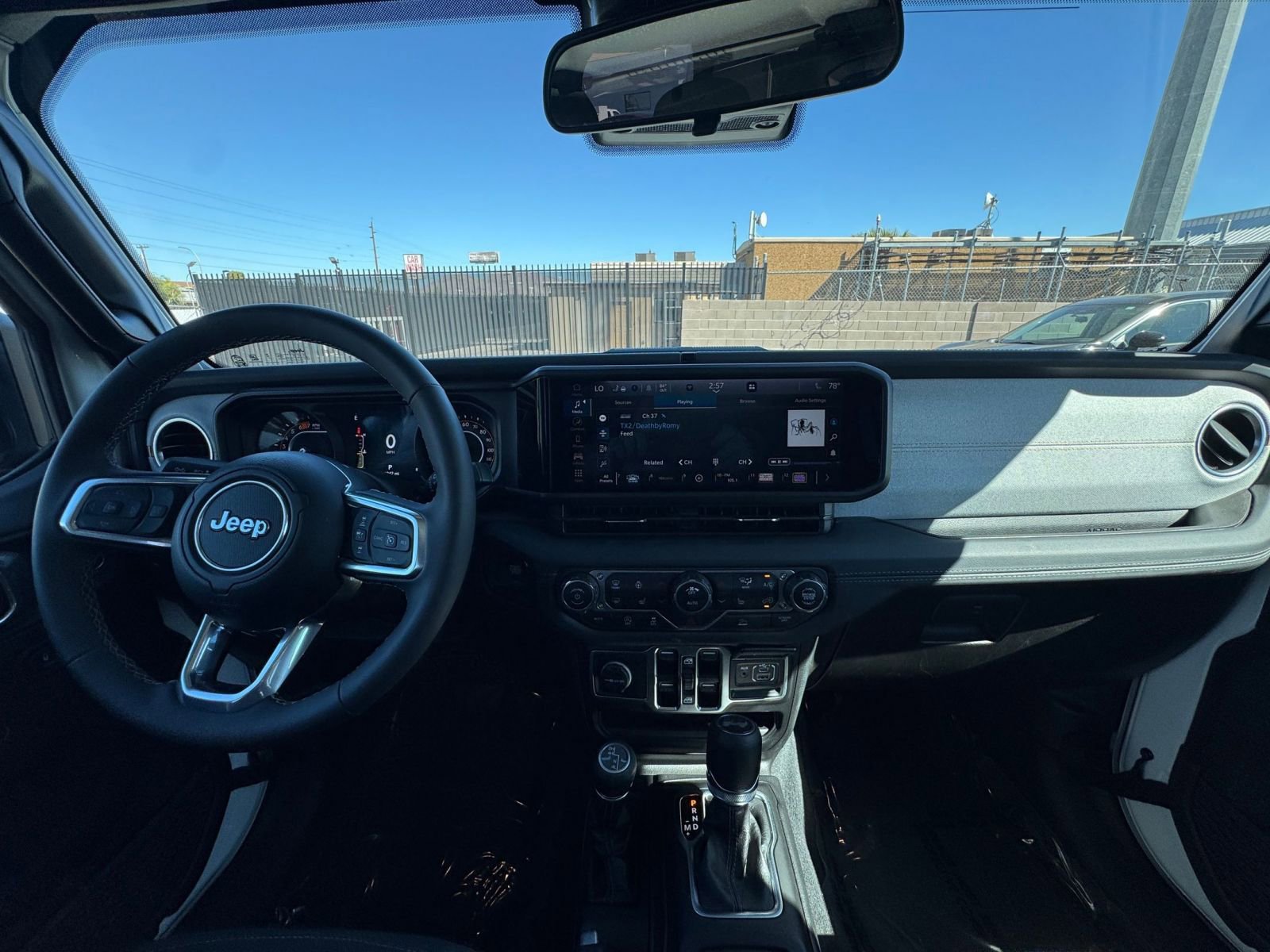 Thumbnail: 2025 Jeep Wrangler - 31