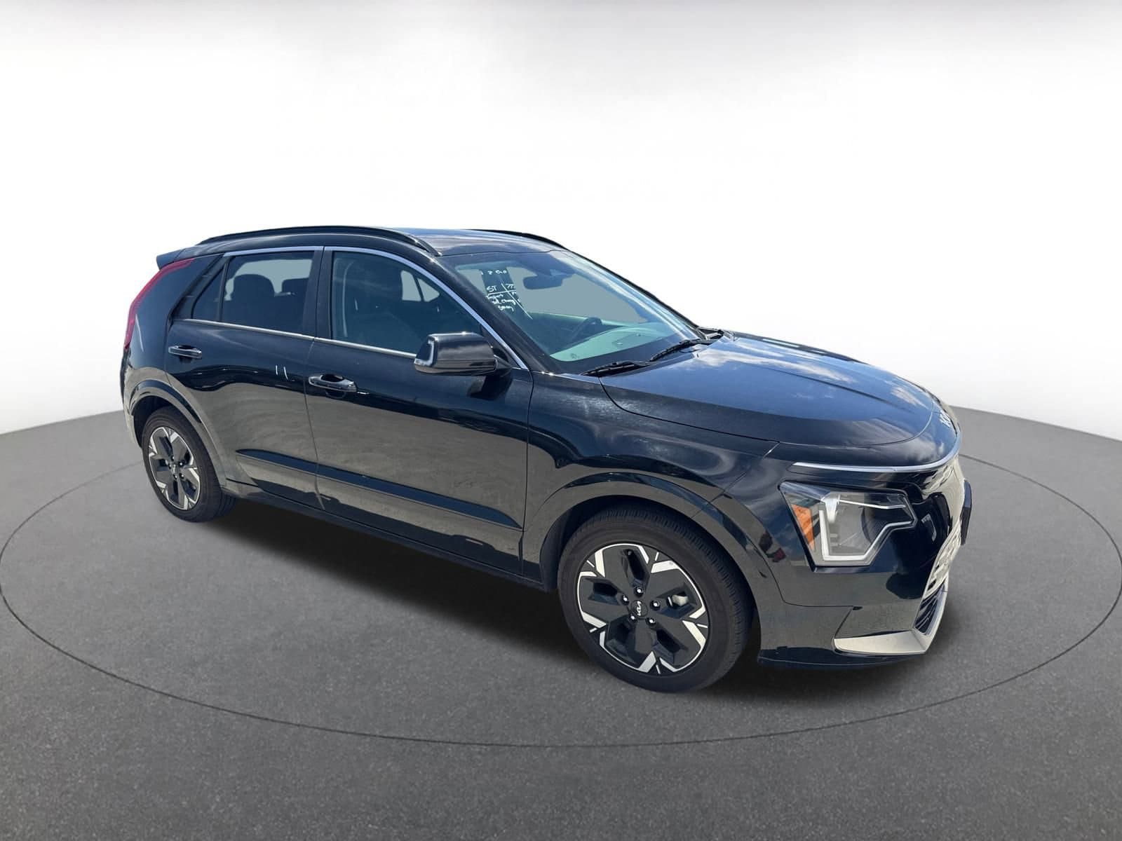 Thumbnail: 2023 Kia Niro - 1