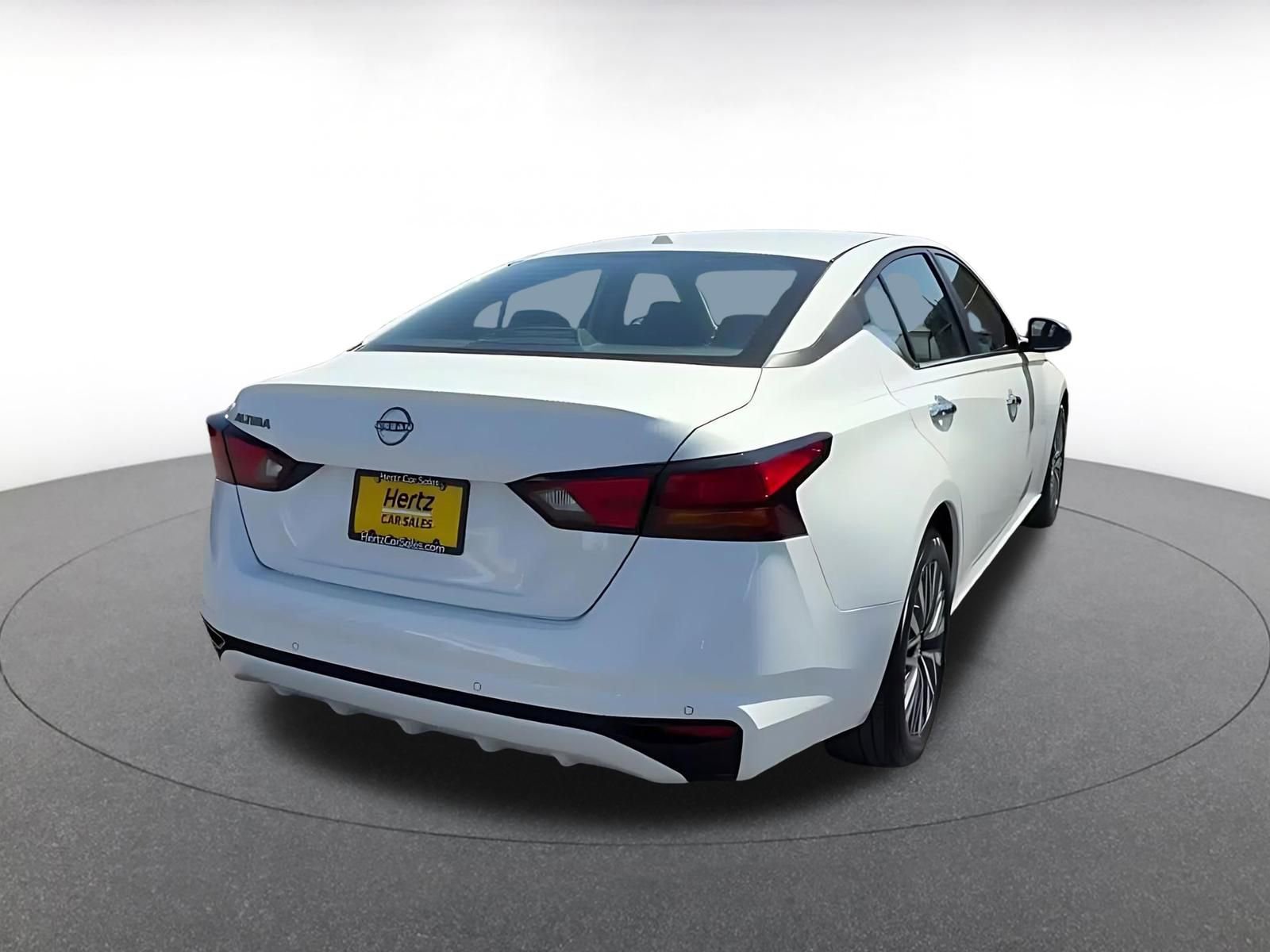Thumbnail: 2025 Nissan Altima - 15