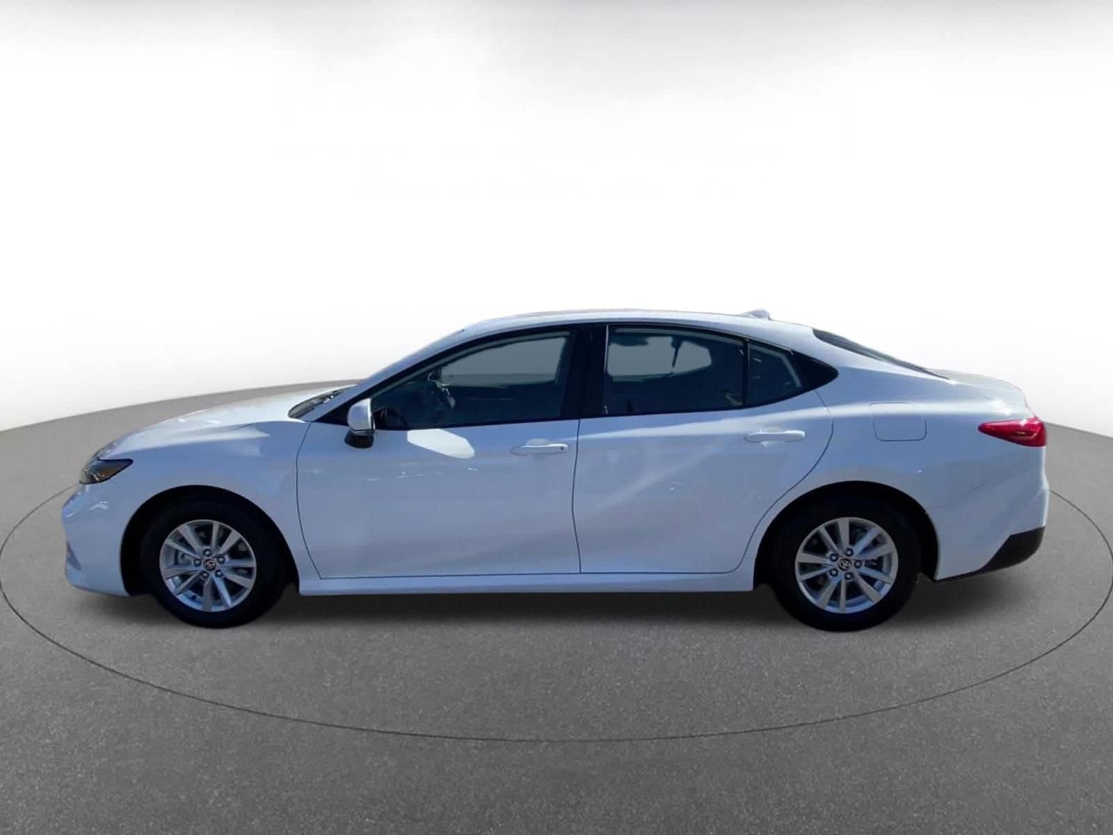 Thumbnail: 2025 Toyota Camry - 9