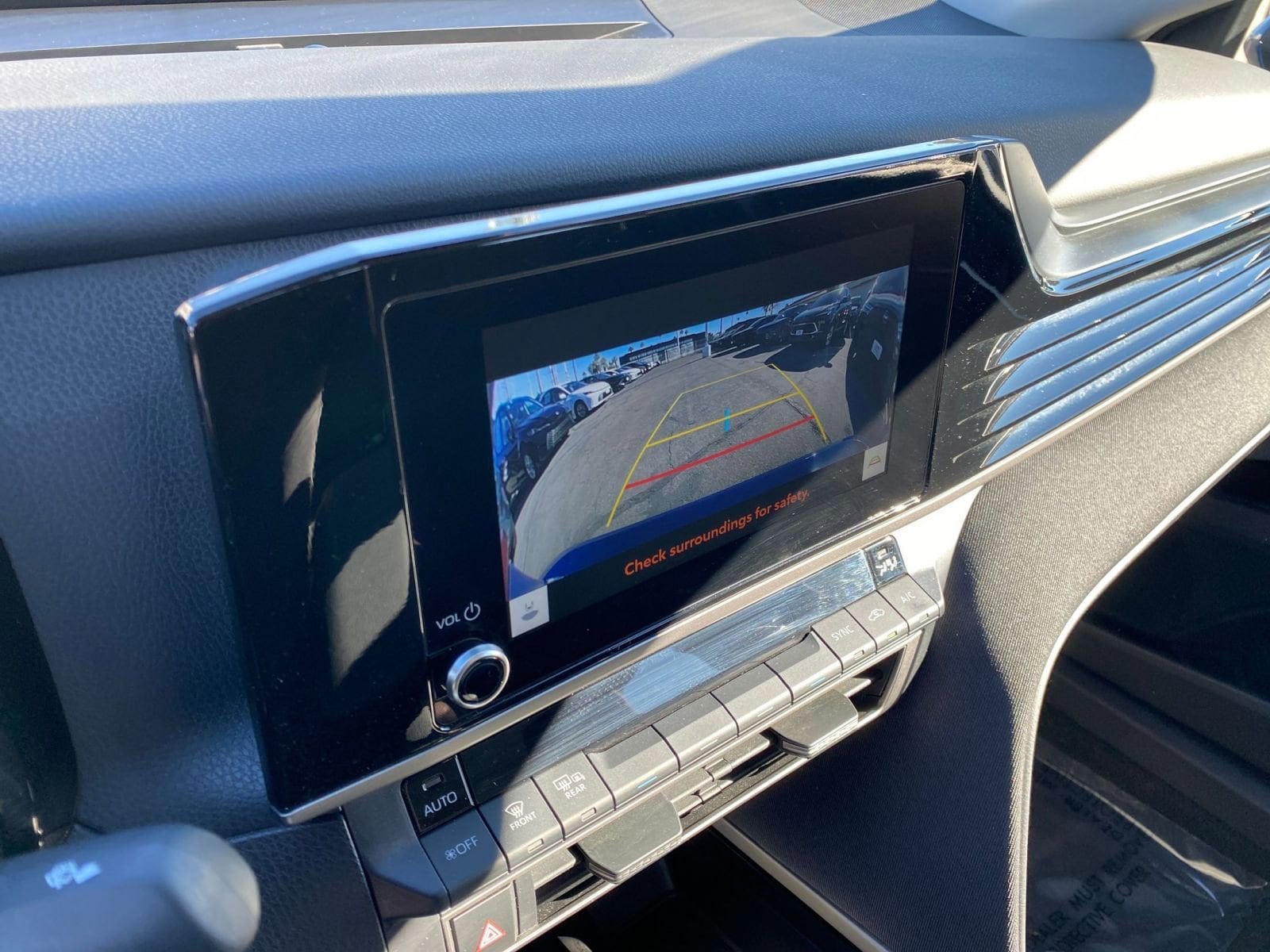 Thumbnail: 2025 Toyota Camry - 17