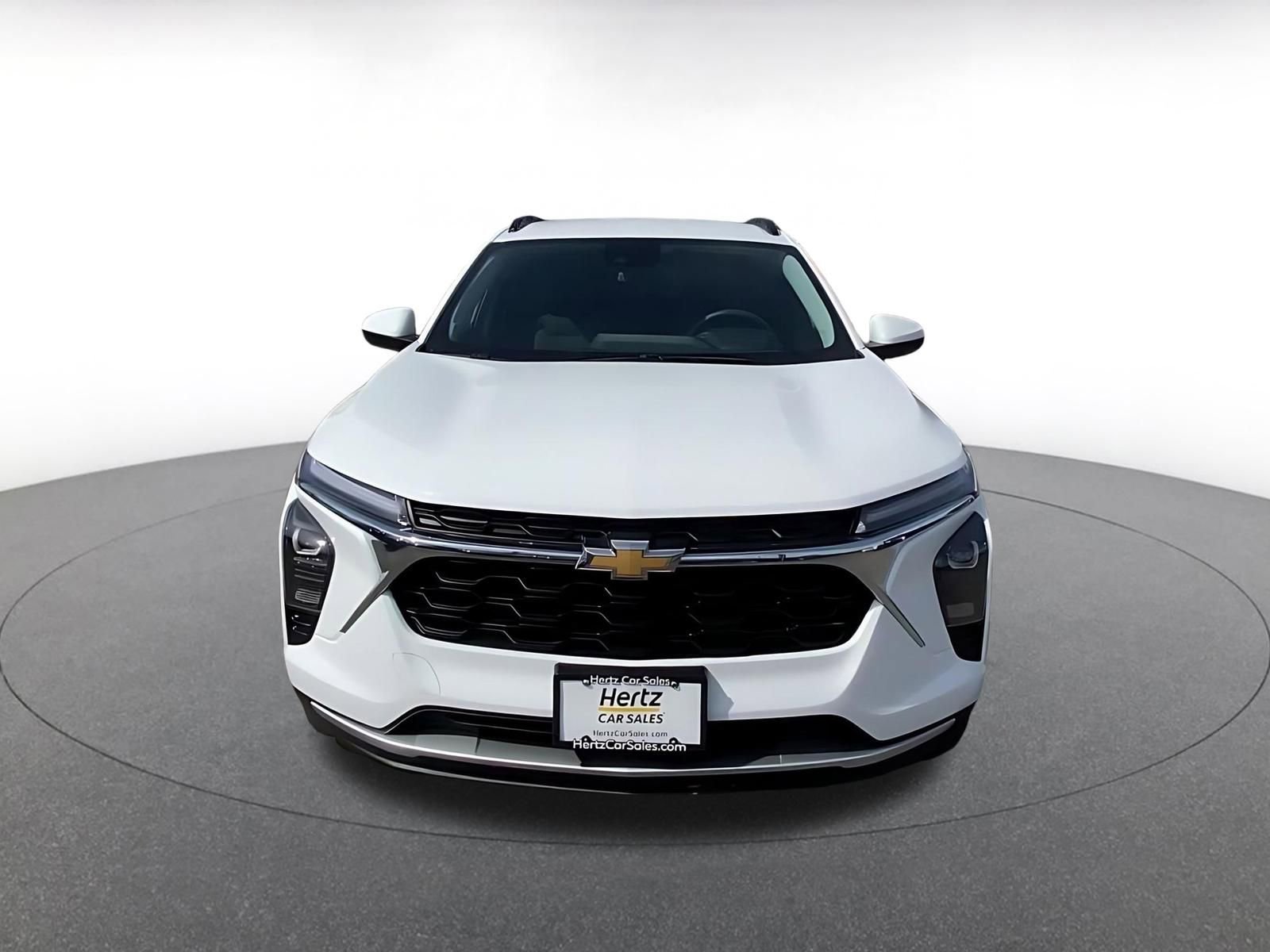 Thumbnail: 2025 Chevrolet Trax - 4